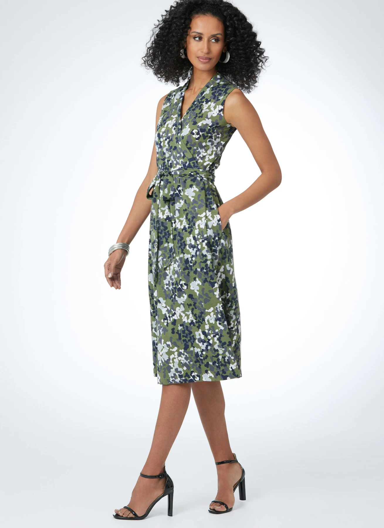 Vogue Patterns 1970s Misses' Front Wrap Dresses by Diane von Furstenberg 2 Vogue Patterns 1970s Misses' Front Wrap Dresses by Diane von Furstenberg