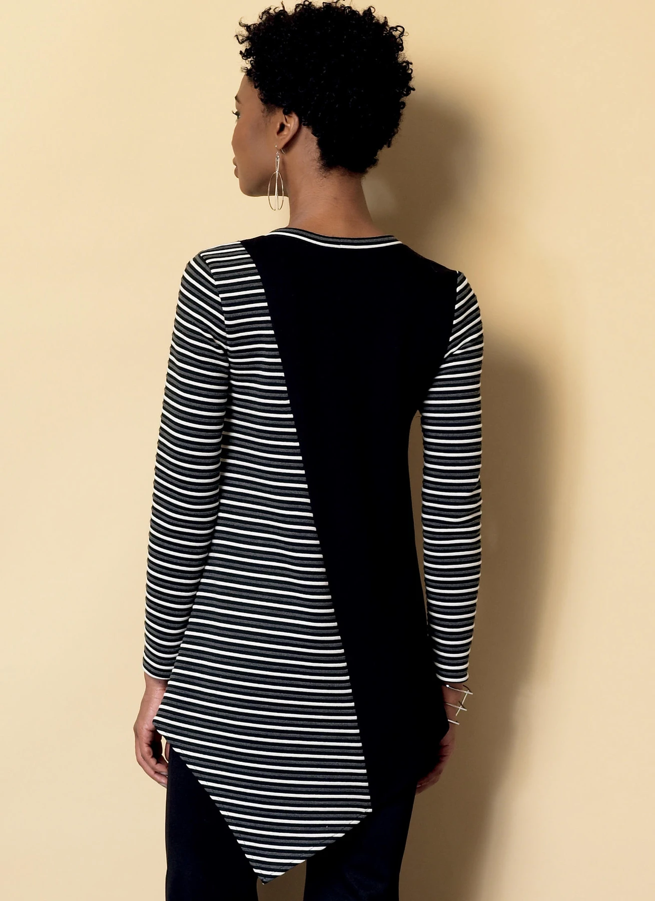 Butterick Sewing Pattern Misses' Seamed Tunics with Asymmetical Hems (PDF) 7 Butterick Sewing Pattern Misses' Seamed Tunics with Asymmetical Hems (PDF)
