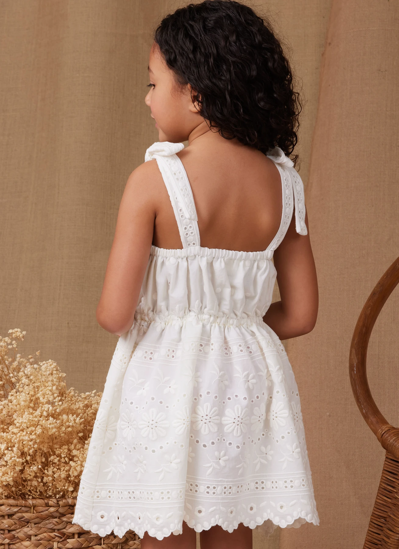 Simplicity Sewing Pattern Children's and Girls Tops, Skirts, and Dresses 11 Simplicity Sewing Pattern Children's and Girls Tops, Skirts, and Dresses