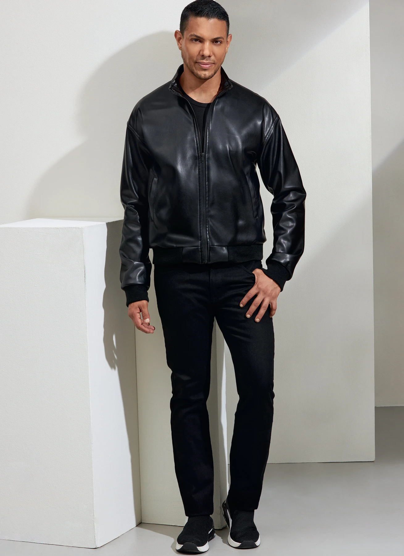 Vogue Patterns Unisex Bomber Jacket 4 Vogue Patterns Unisex Bomber Jacket