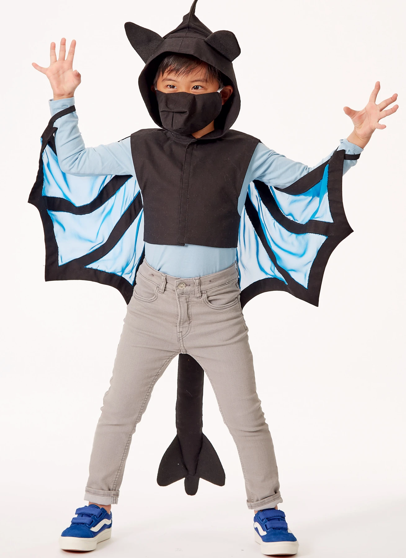McCall's Sewing Pattern Kids' Dragon Cape and Mask (PDF) 5 McCall's Sewing Pattern Kids' Dragon Cape and Mask (PDF)