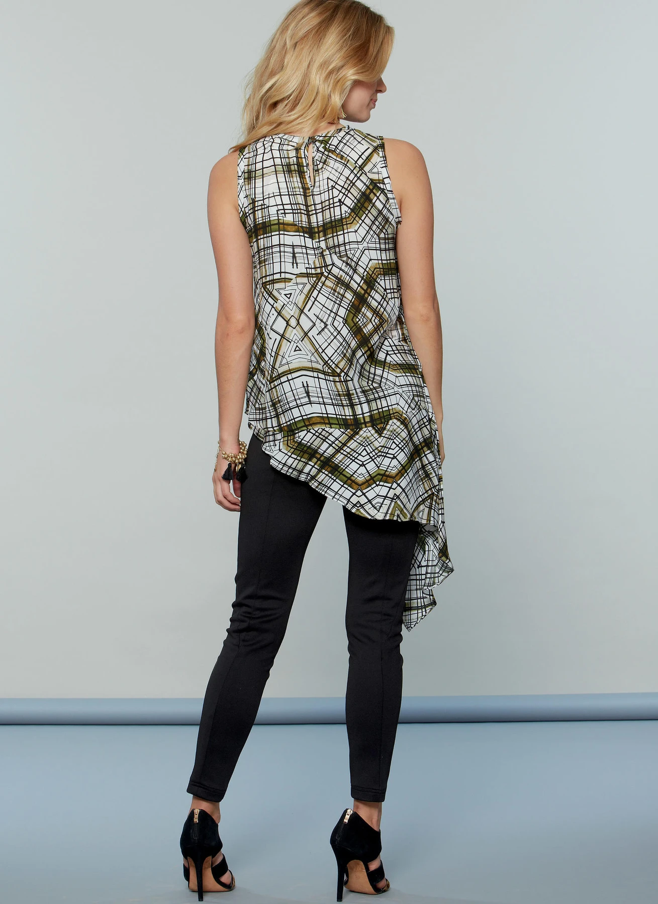 McCall's Sewing Pattern Misses' Asymmetrical, Seam-Detail Top and Pants (PDF) 4 McCall's Sewing Pattern Misses' Asymmetrical, Seam-Detail Top and Pants (PDF)