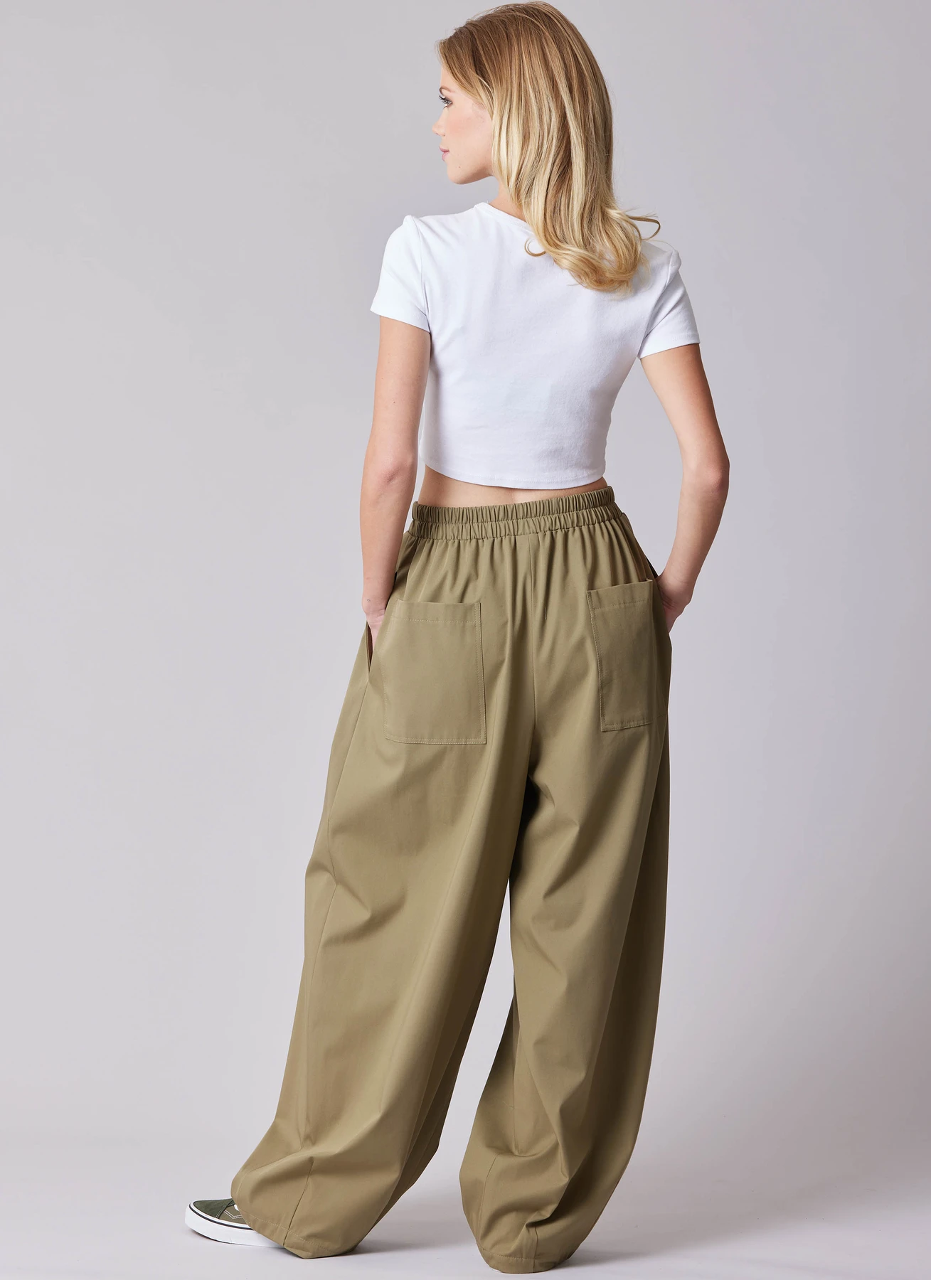 McCall's Sewing Pattern Unisex Balloon Fit Pants (PDF) 6 McCall's Sewing Pattern Unisex Balloon Fit Pants (PDF)
