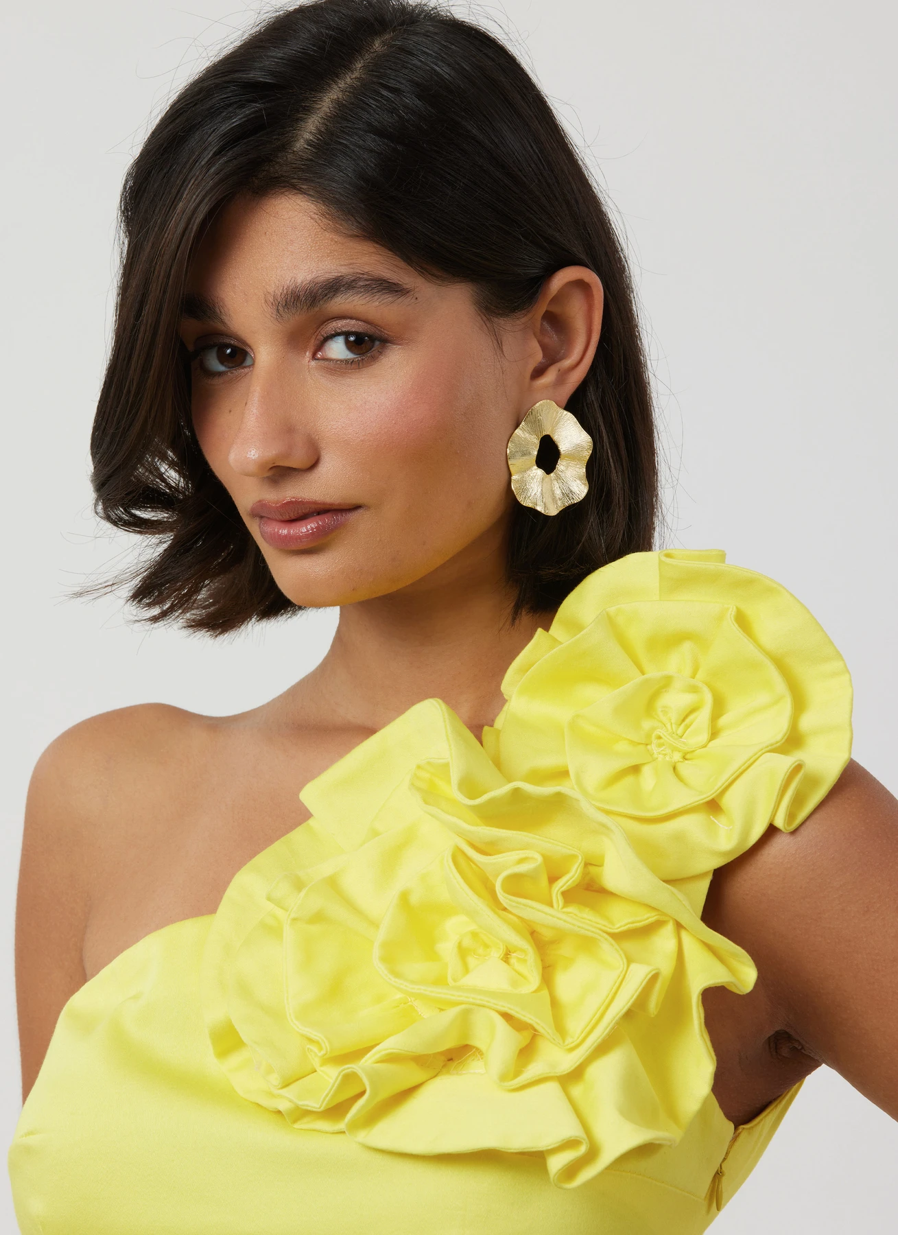 Simplicity Sewing Pattern Misses' and Miss Petite Dress in Two Lengths with Detachable 3D Flowers (PDF) 6 Simplicity Sewing Pattern Misses' and Miss Petite Dress in Two Lengths with Detachable 3D Flowers (PDF)