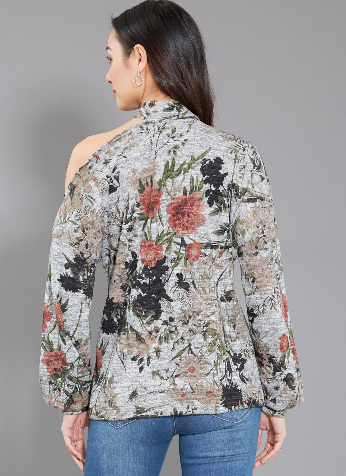 McCall's Sewing Pattern Misses' Tops (PDF) 714 McCall's Sewing Pattern Misses' Tops (PDF)