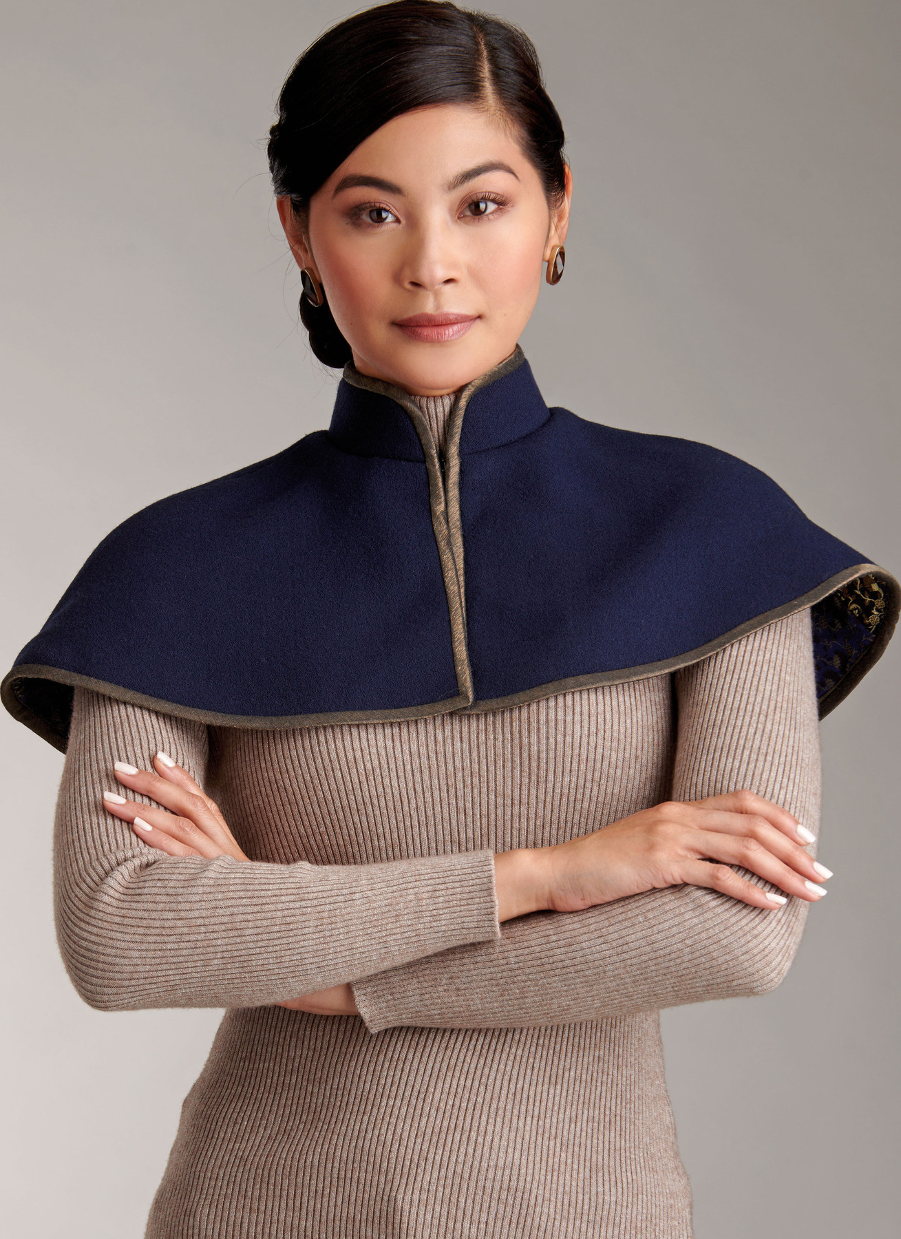 Simplicity Sewing Pattern Misses' Capelet and Cape in Two Lengths by Scissor IMP Workshop (PDF) 4 Simplicity Sewing Pattern Misses' Capelet and Cape in Two Lengths by Scissor IMP Workshop (PDF)