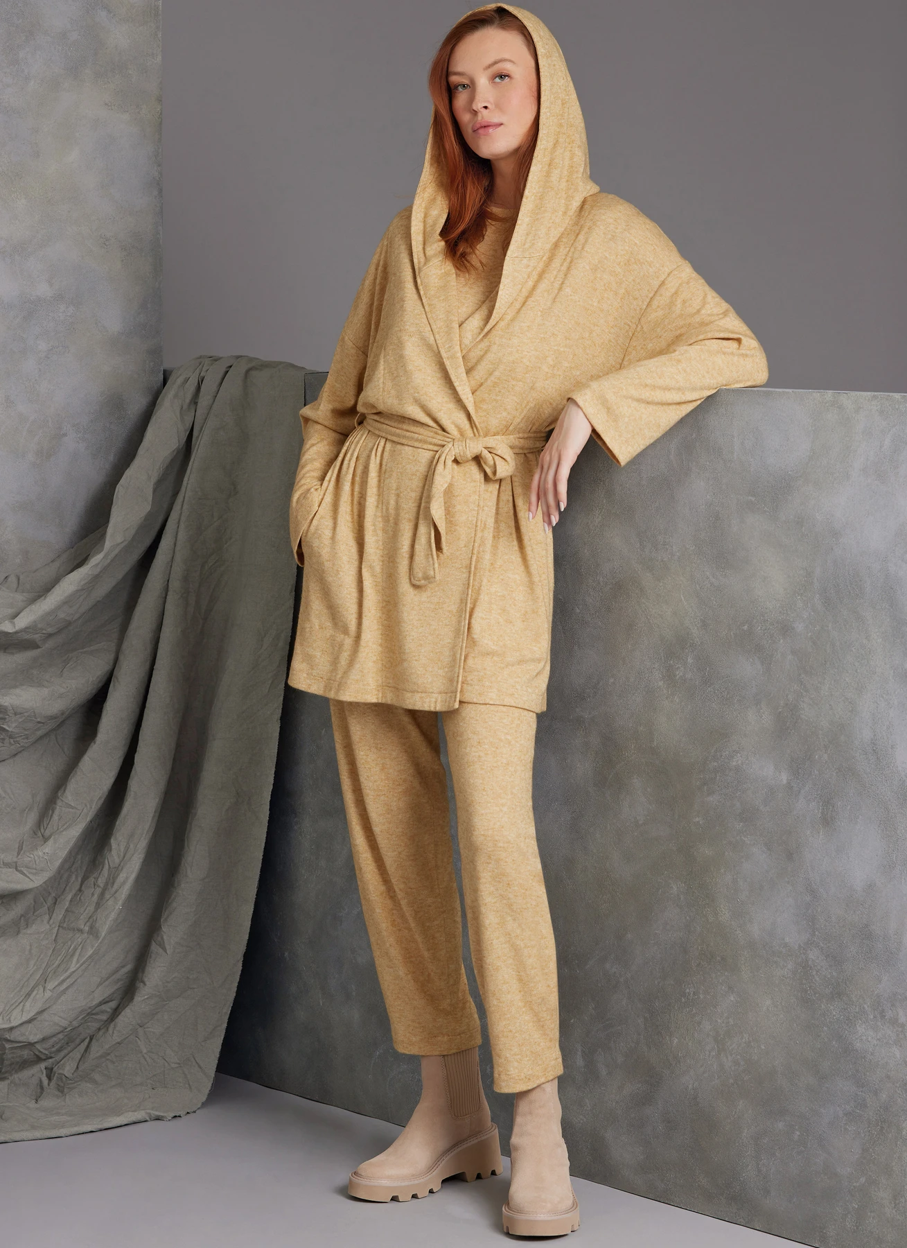 Vogue Patterns Misses' Knit Jacket with Belt, Top and Pants 4 Vogue Patterns Misses' Knit Jacket with Belt, Top and Pants