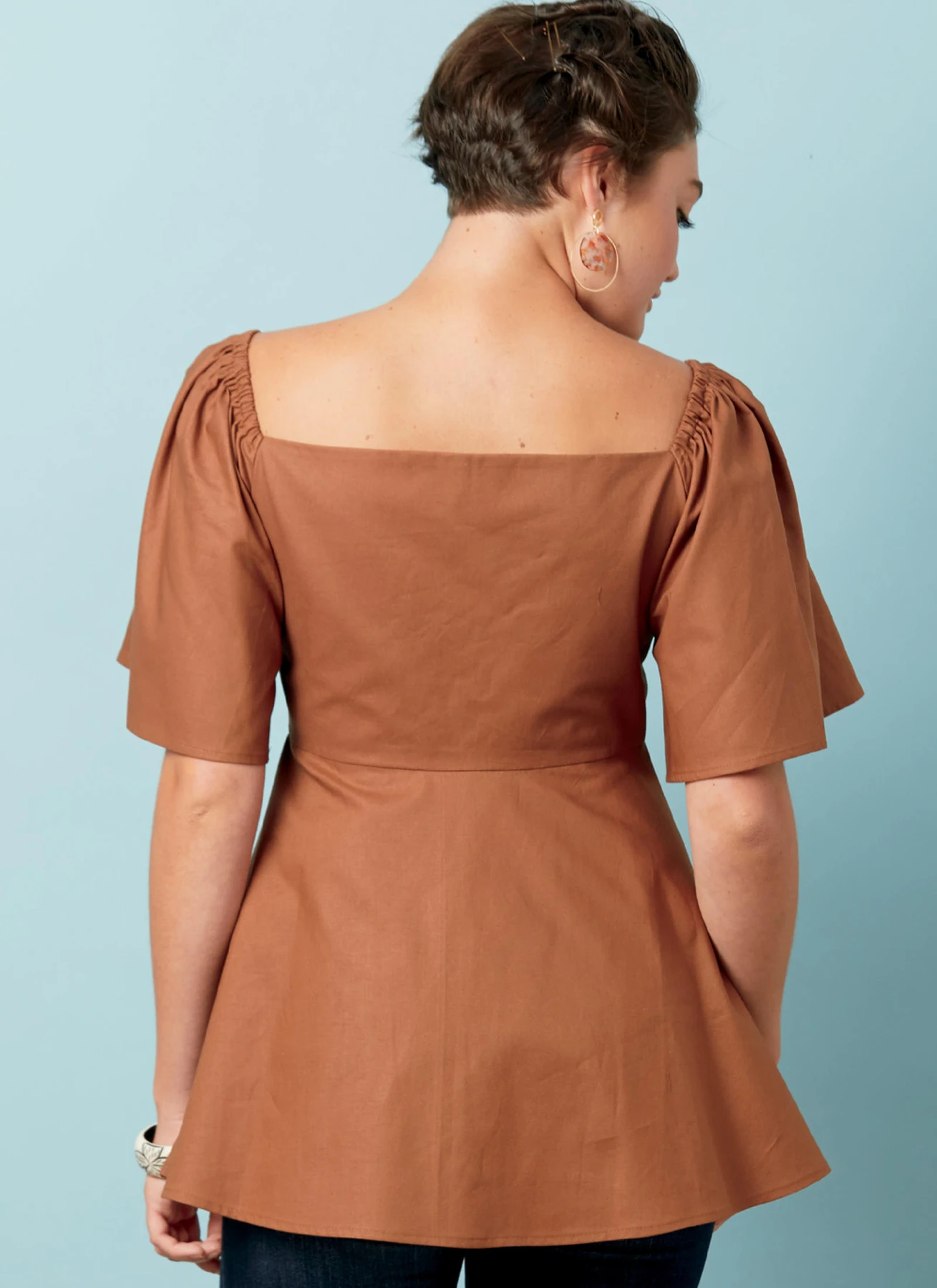McCall's Sewing Pattern Misses' Tops (PDF) 695 McCall's Sewing Pattern Misses' Tops (PDF)