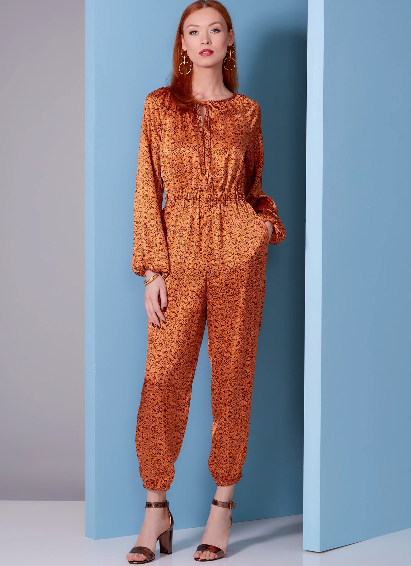 Vogue Patterns Misses' and Misses' Petite Jumpsuit 2 Vogue Patterns Misses' and Misses' Petite Jumpsuit