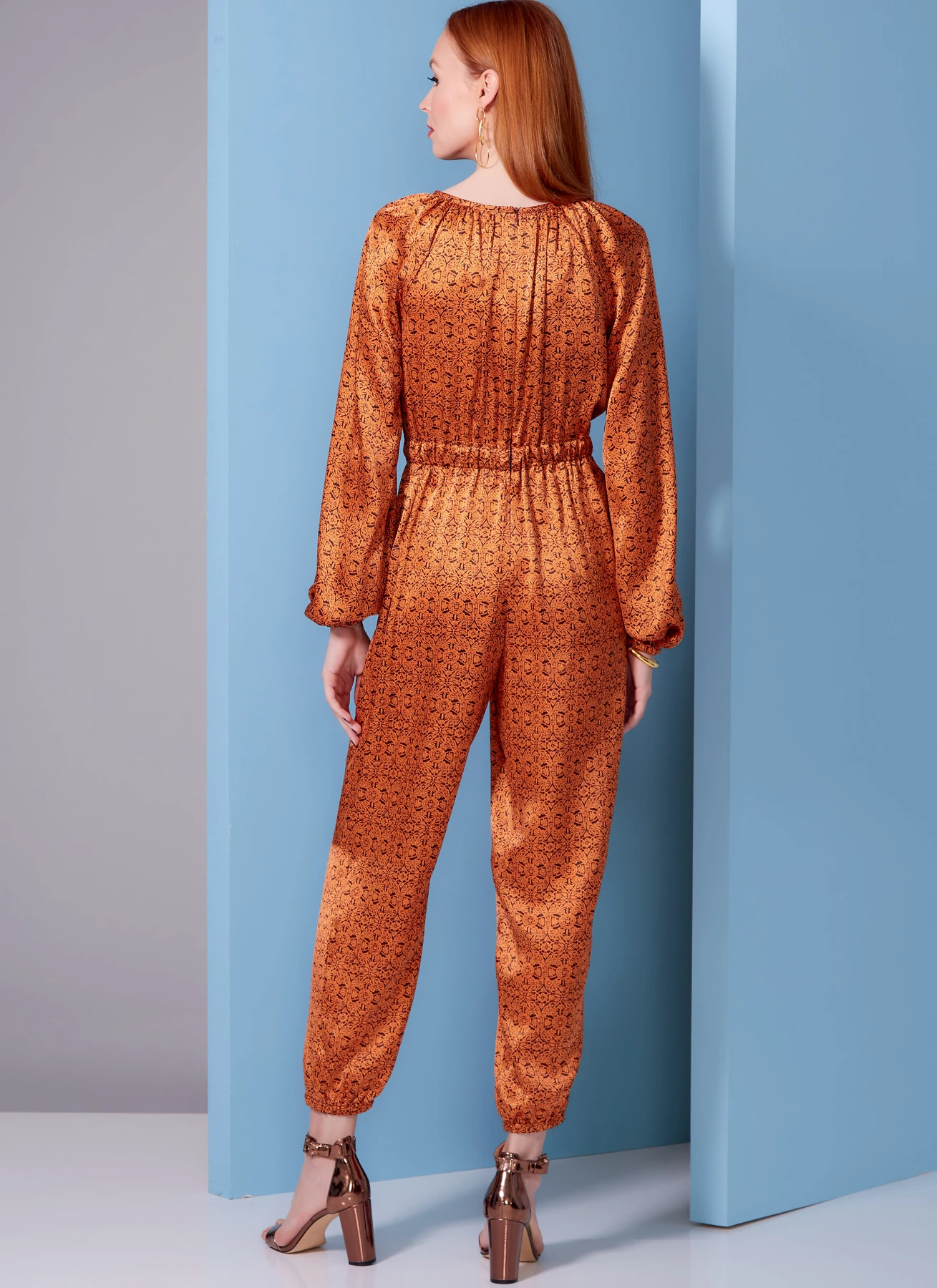 Vogue Patterns Misses' and Misses' Petite Jumpsuit 4 Vogue Patterns Misses' and Misses' Petite Jumpsuit
