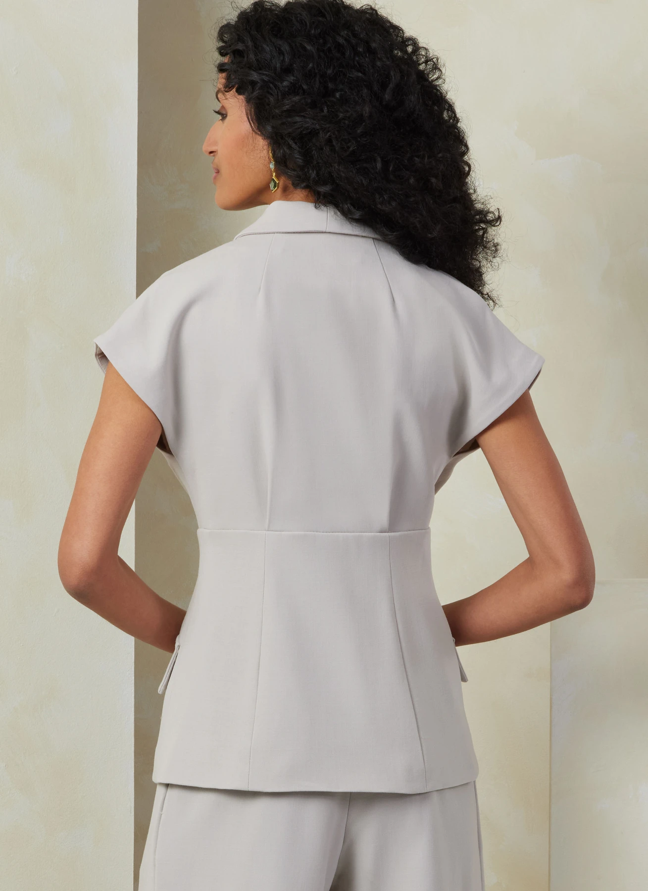 Vogue Patterns Misses' Top, Skirt and Pants 6 Vogue Patterns Misses' Top, Skirt and Pants