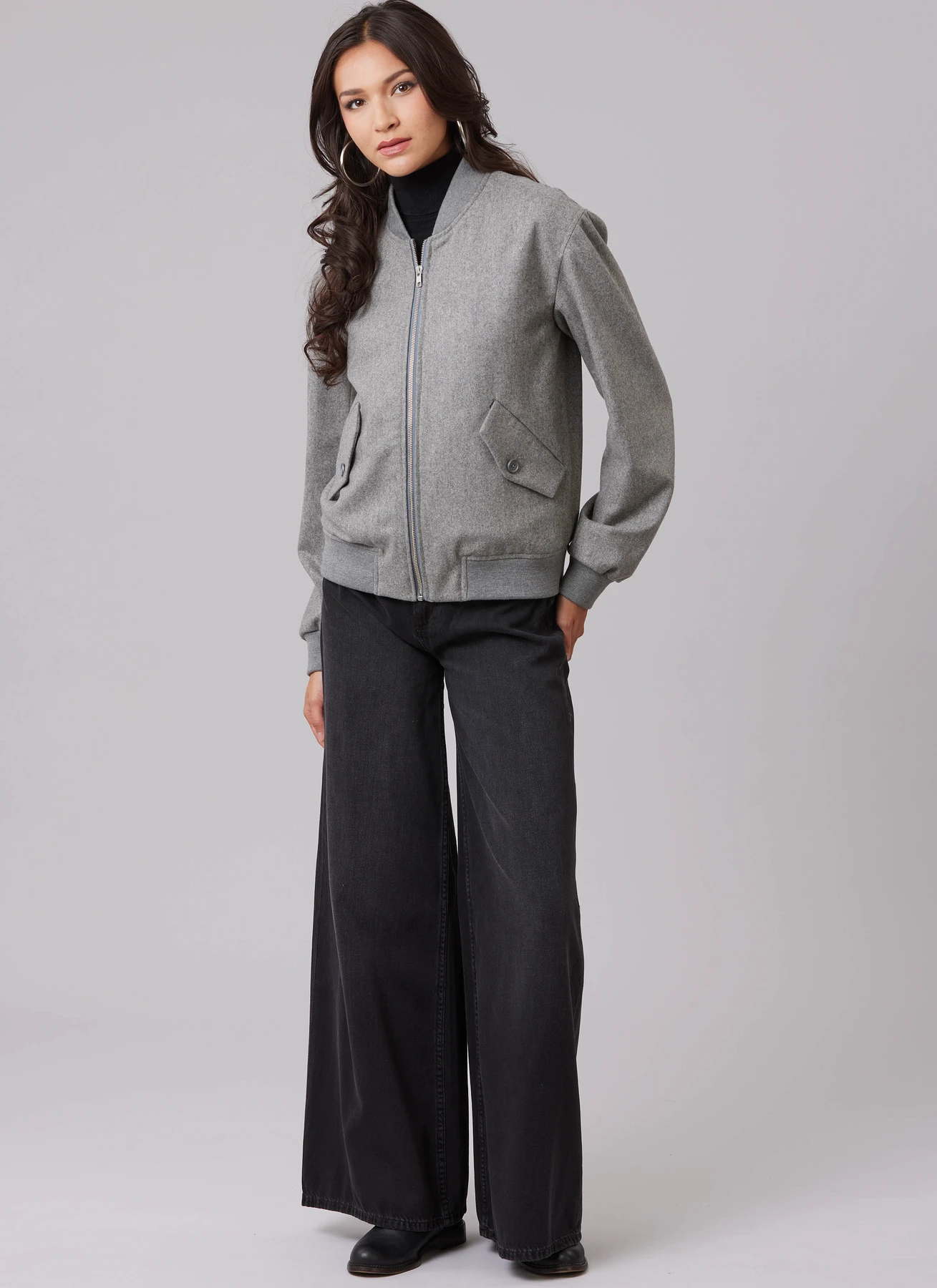 McCall's Sewing Pattern Unisex Bomber Jacket with or without Hood (PDF) 3 McCall's Sewing Pattern Unisex Bomber Jacket with or without Hood (PDF)