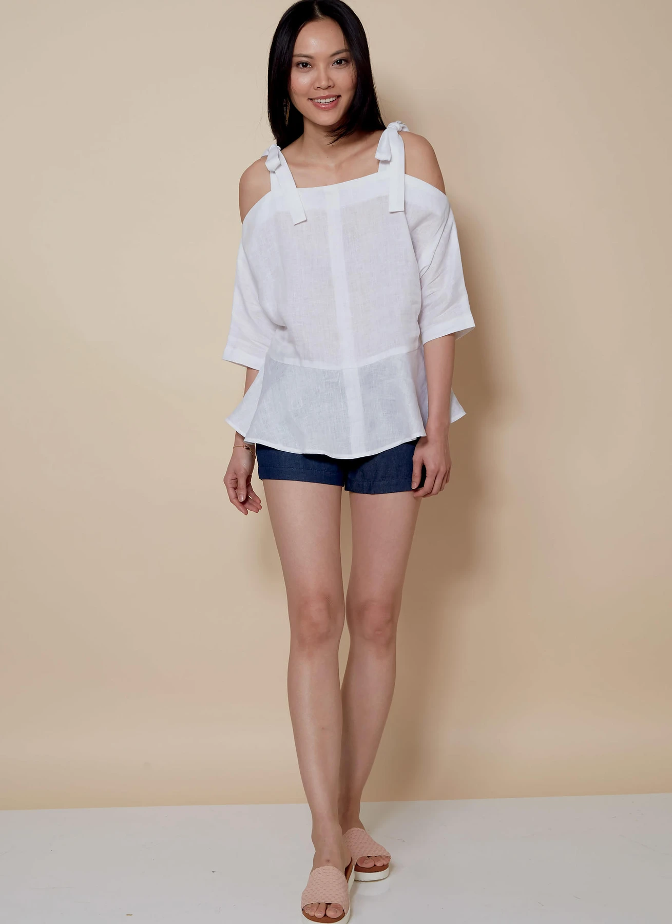 McCall's Sewing Pattern Misses' Tops (PDF) 651 McCall's Sewing Pattern Misses' Tops (PDF)