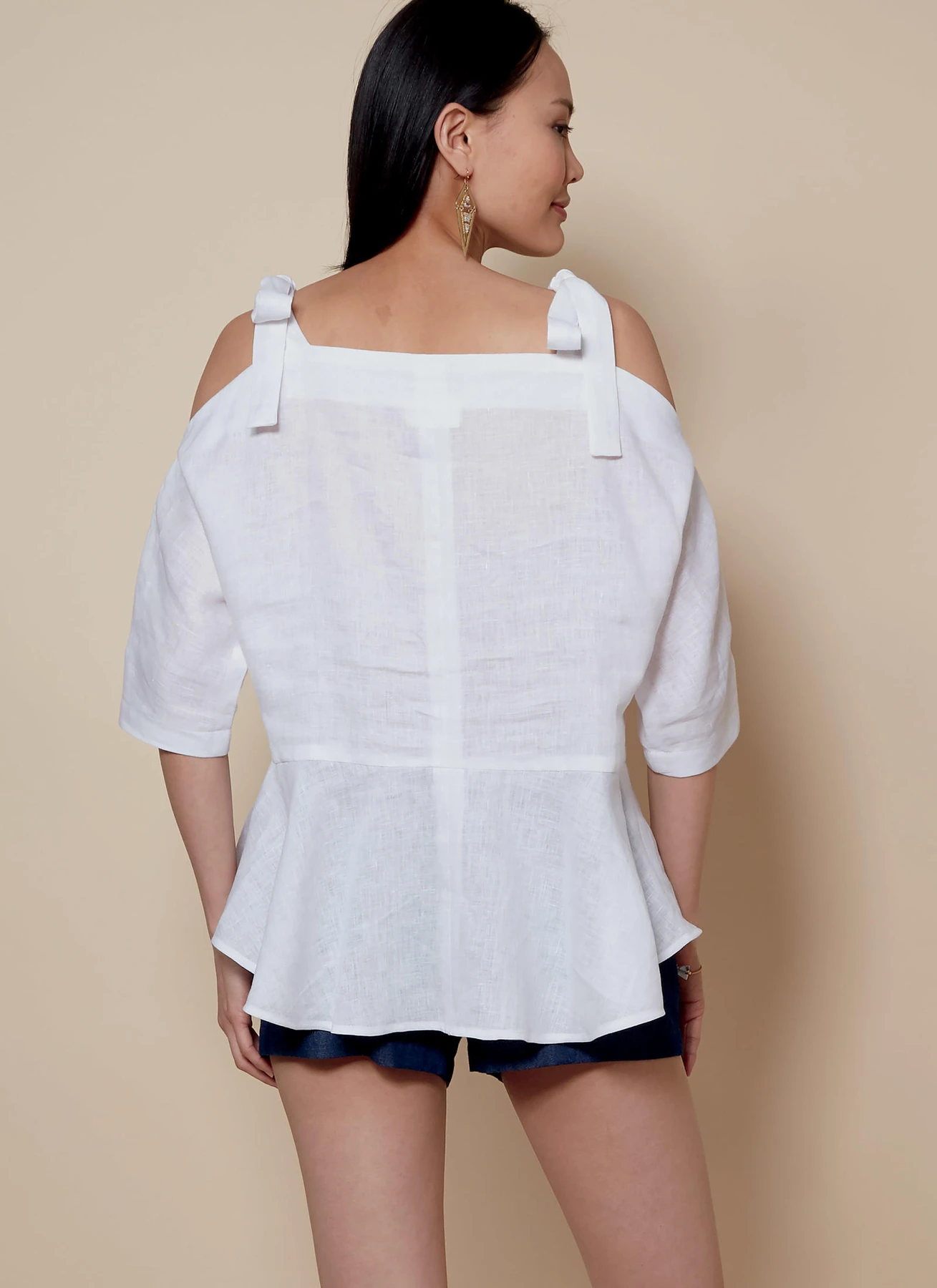 McCall's Sewing Pattern Misses' Tops (PDF) 654 McCall's Sewing Pattern Misses' Tops (PDF)