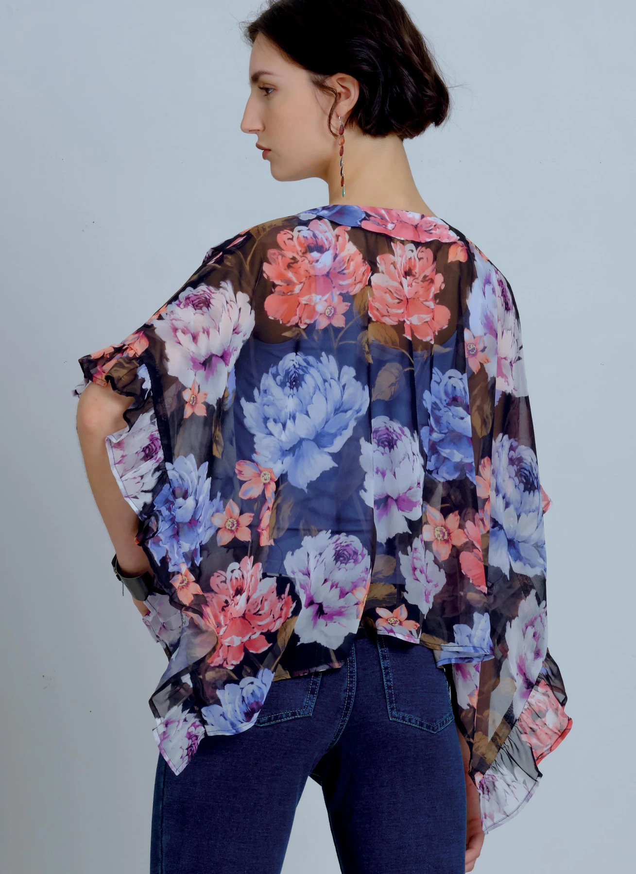 McCall's Sewing Pattern Misses' Tops (PDF) 635 McCall's Sewing Pattern Misses' Tops (PDF)