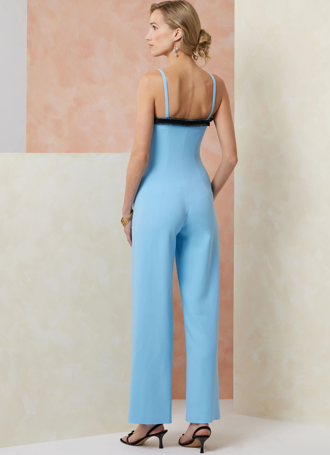 Vogue Patterns Misses' Jumpsuits (PDF) 4 Vogue Patterns Misses' Jumpsuits (PDF)