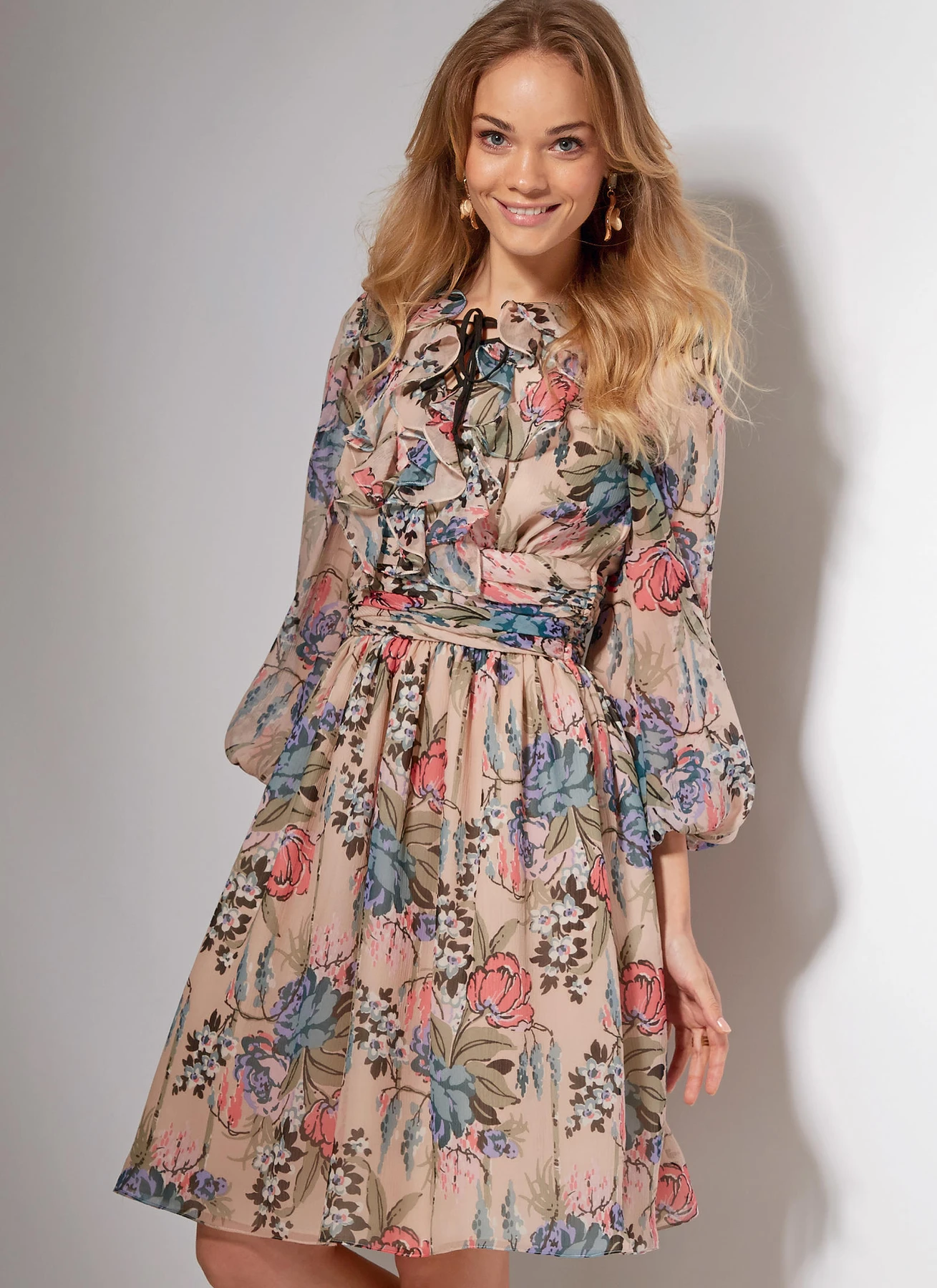 McCall's Sewing Pattern Misses' Banded, Gathered-Waist Dresses (PDF) 2 McCall's Sewing Pattern Misses' Banded, Gathered-Waist Dresses (PDF)