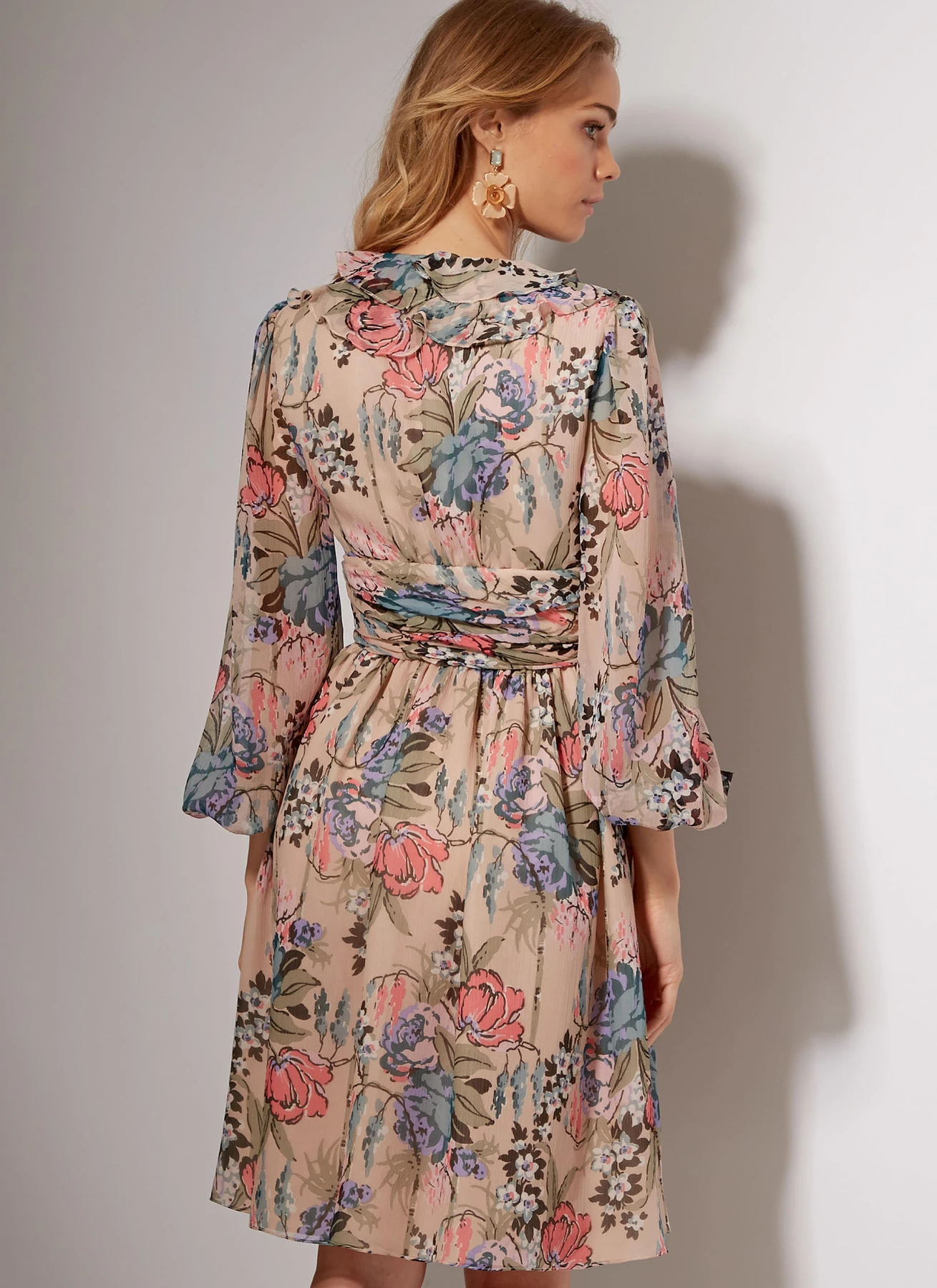 McCall's Sewing Pattern Misses' Banded, Gathered-Waist Dresses (PDF) 7 McCall's Sewing Pattern Misses' Banded, Gathered-Waist Dresses (PDF)
