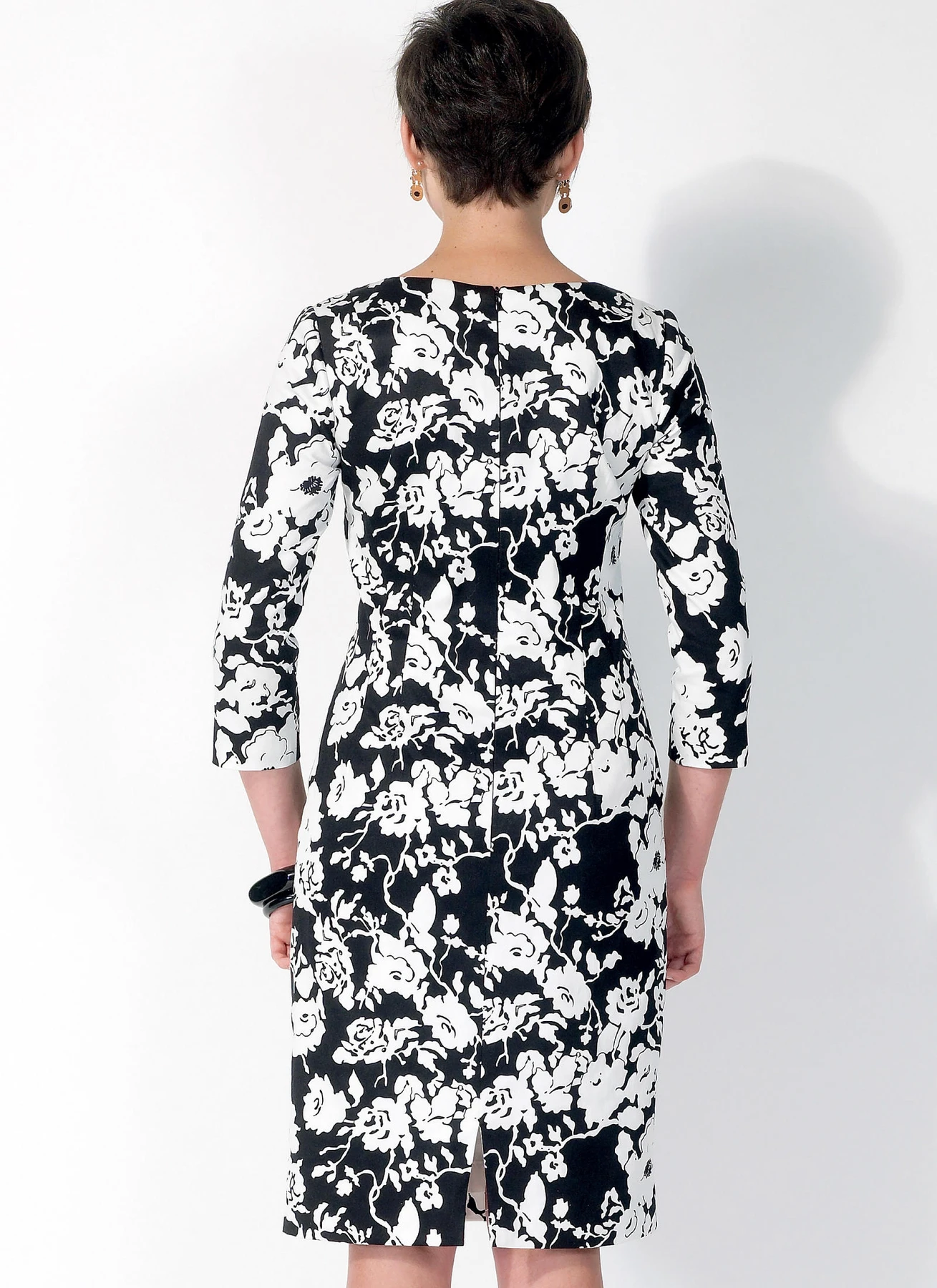 McCall's Sewing Pattern Misses'/Miss Petite Sheath Dresses 4 McCall's Sewing Pattern Misses'/Miss Petite Sheath Dresses