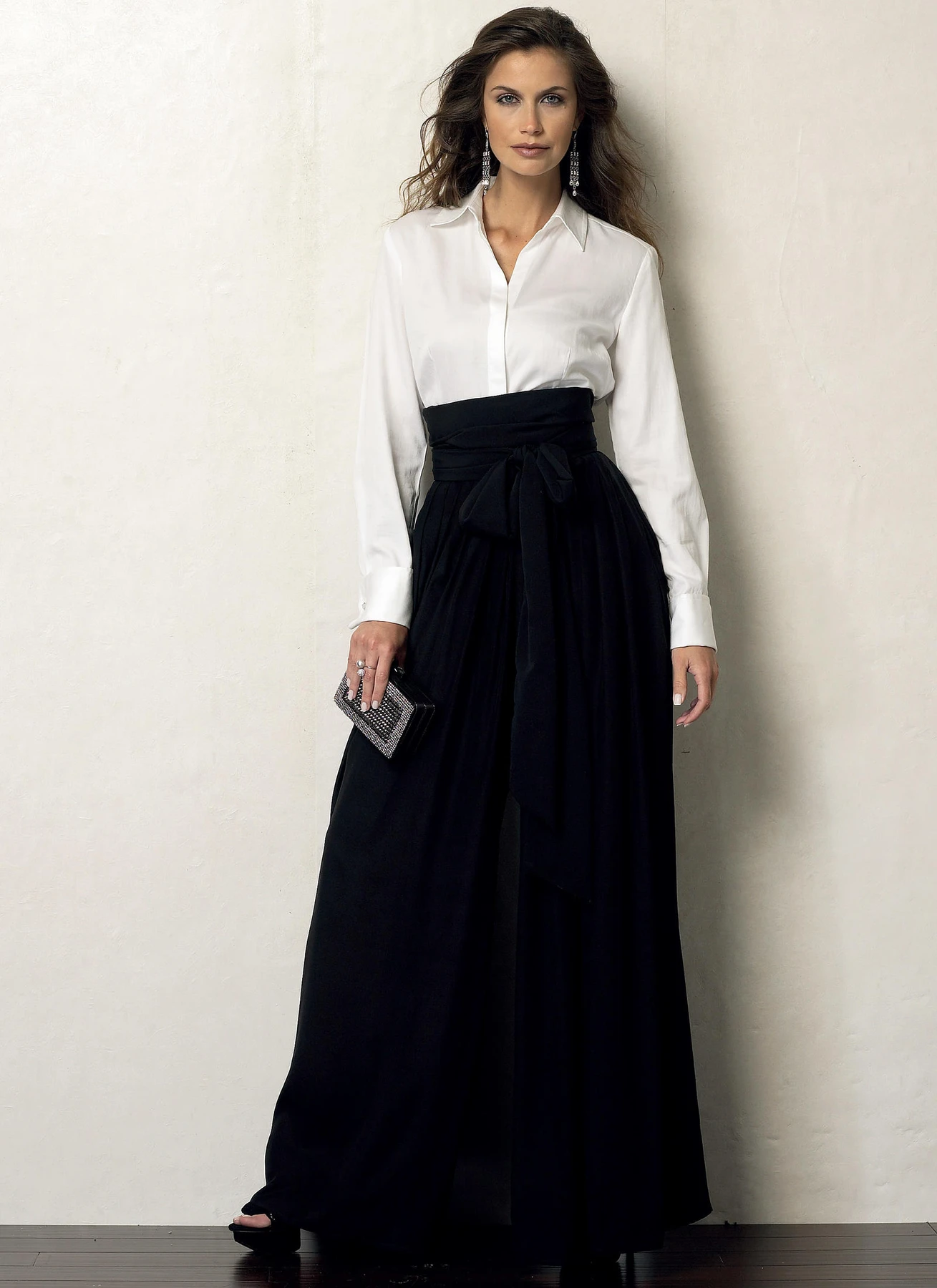 Vogue Patterns Misses' Wide-Leg Pleated Pants 2 Vogue Patterns Misses' Wide-Leg Pleated Pants