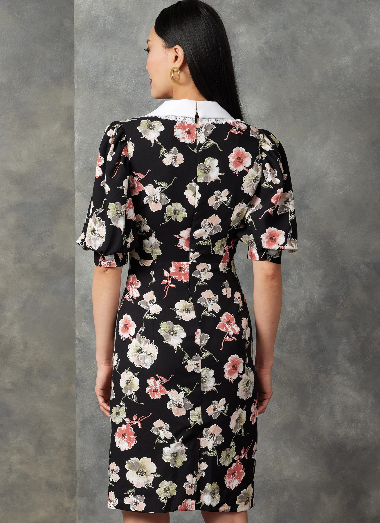 Vogue Patterns Misses' Dress 6 Vogue Patterns Misses' Dress