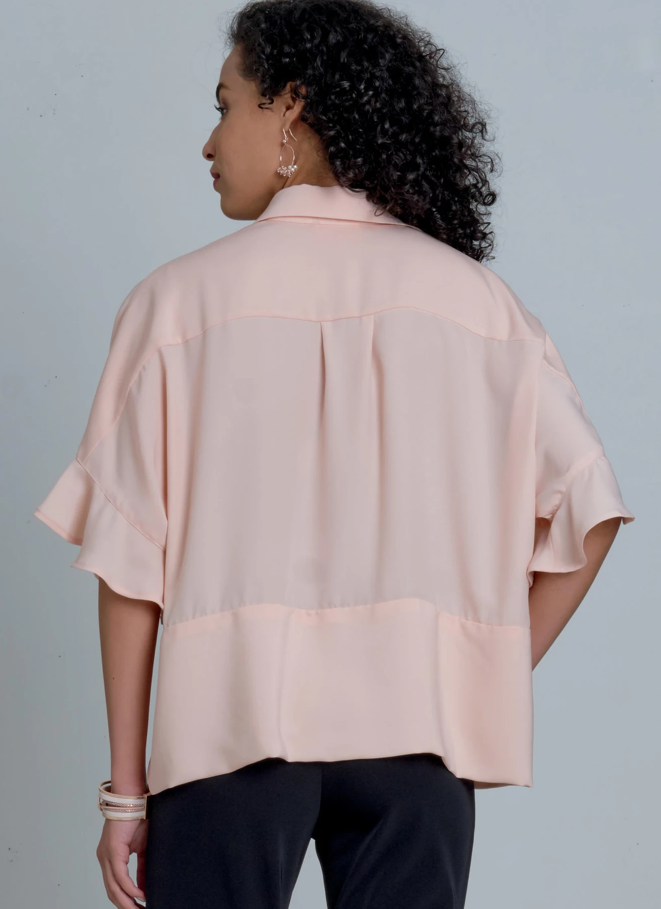 McCall's Sewing Pattern Misses' Tops (PDF) 538 McCall's Sewing Pattern Misses' Tops (PDF)