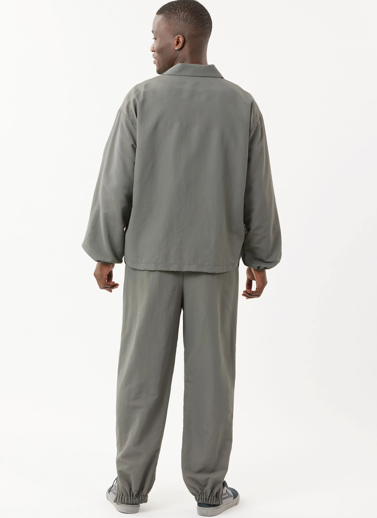 Simplicity Sewing Pattern Unisex Jacket, Shorts and Pants 10 Simplicity Sewing Pattern Unisex Jacket, Shorts and Pants