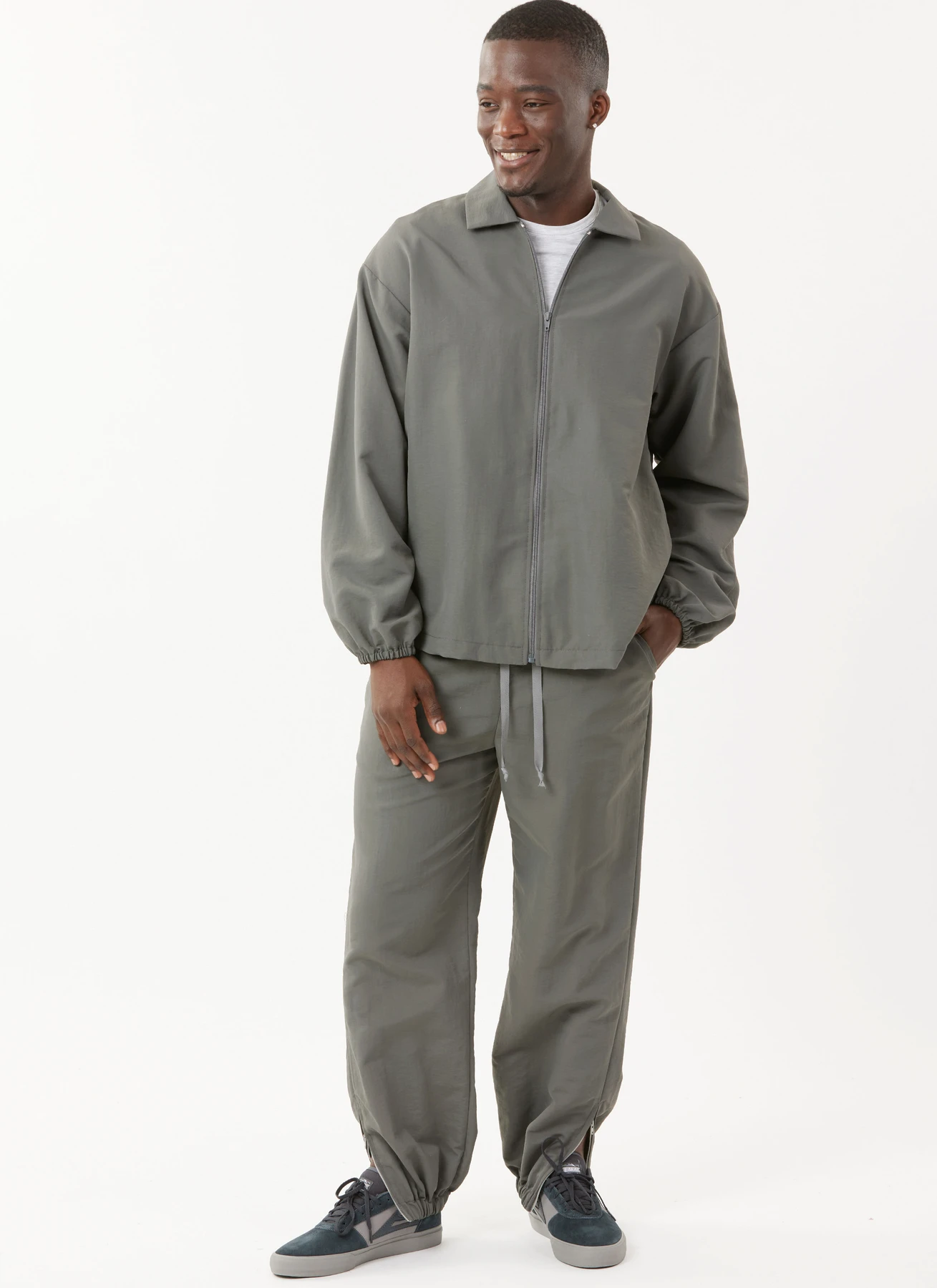 Simplicity Sewing Pattern Unisex Jacket, Shorts and Pants 7 Simplicity Sewing Pattern Unisex Jacket, Shorts and Pants