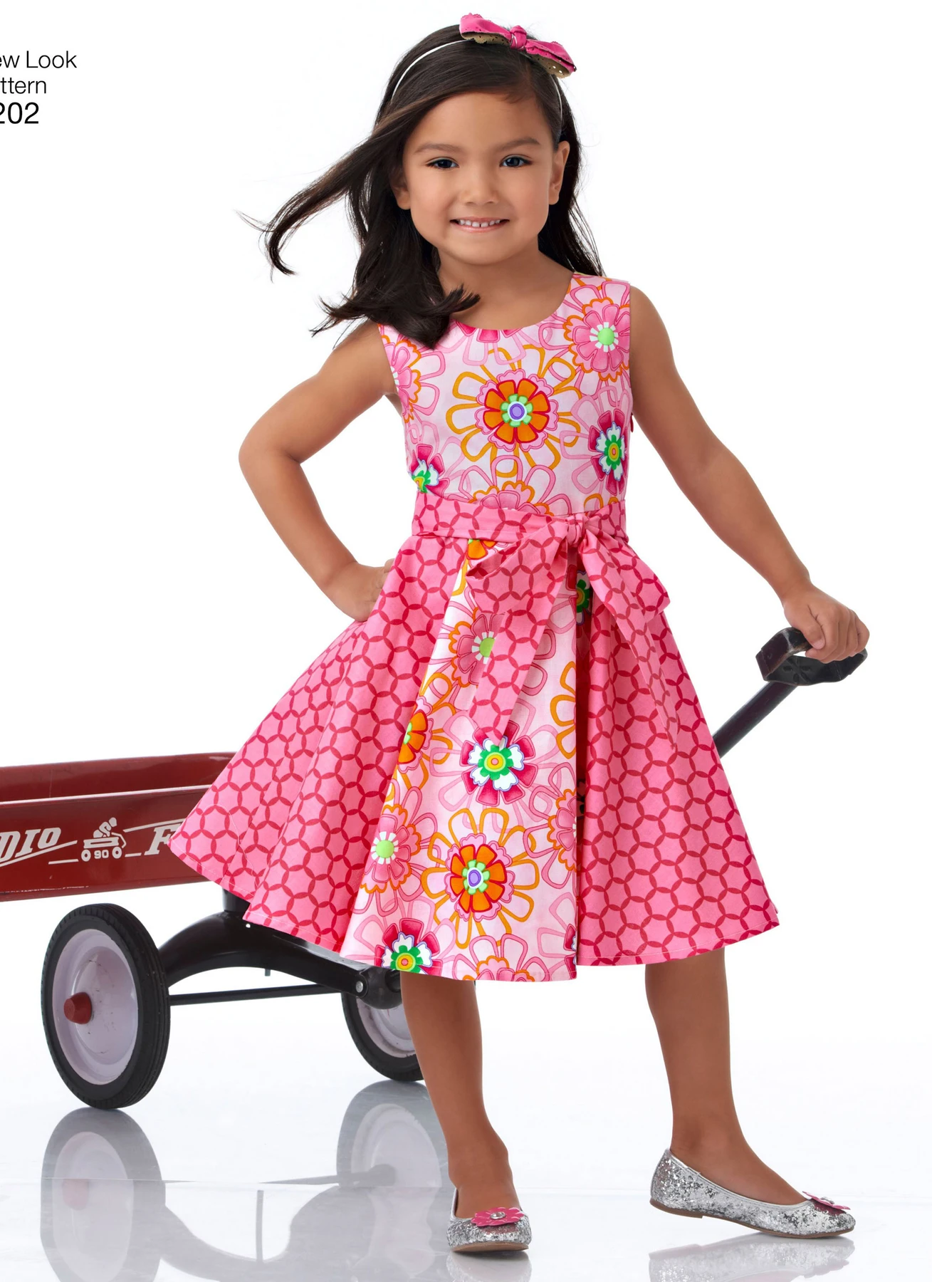 New Look Sewing Pattern Child's Dress and Sash 2 New Look Sewing Pattern Child's Dress and Sash