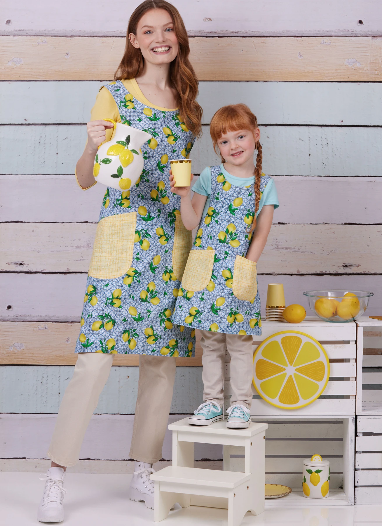 Simplicity Sewing Pattern Children's and Misses' Reversible Aprons (PDF) 2 Simplicity Sewing Pattern Children's and Misses' Reversible Aprons (PDF)