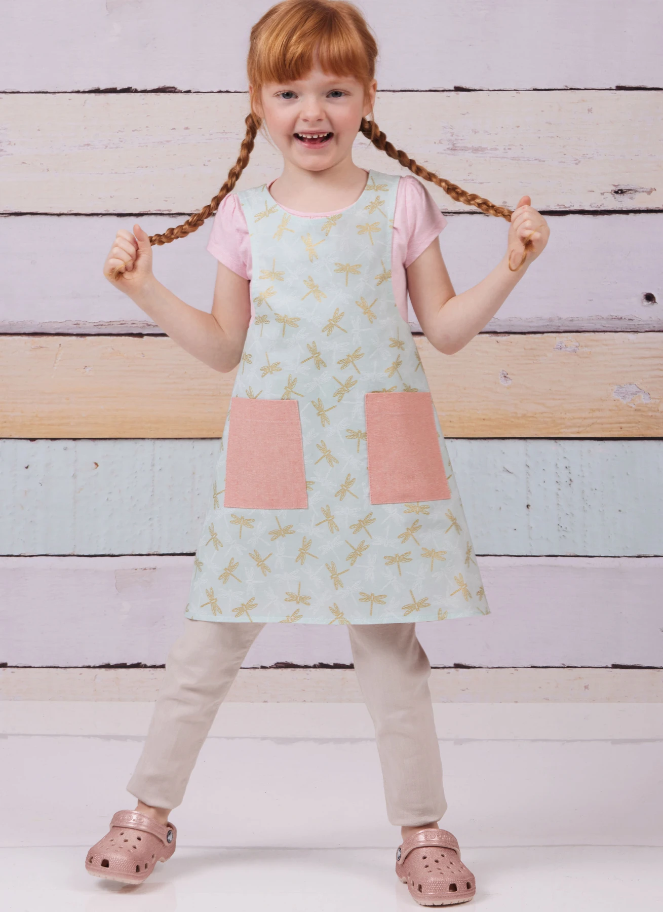 Simplicity Sewing Pattern Children's and Misses' Reversible Aprons (PDF) 5 Simplicity Sewing Pattern Children's and Misses' Reversible Aprons (PDF)