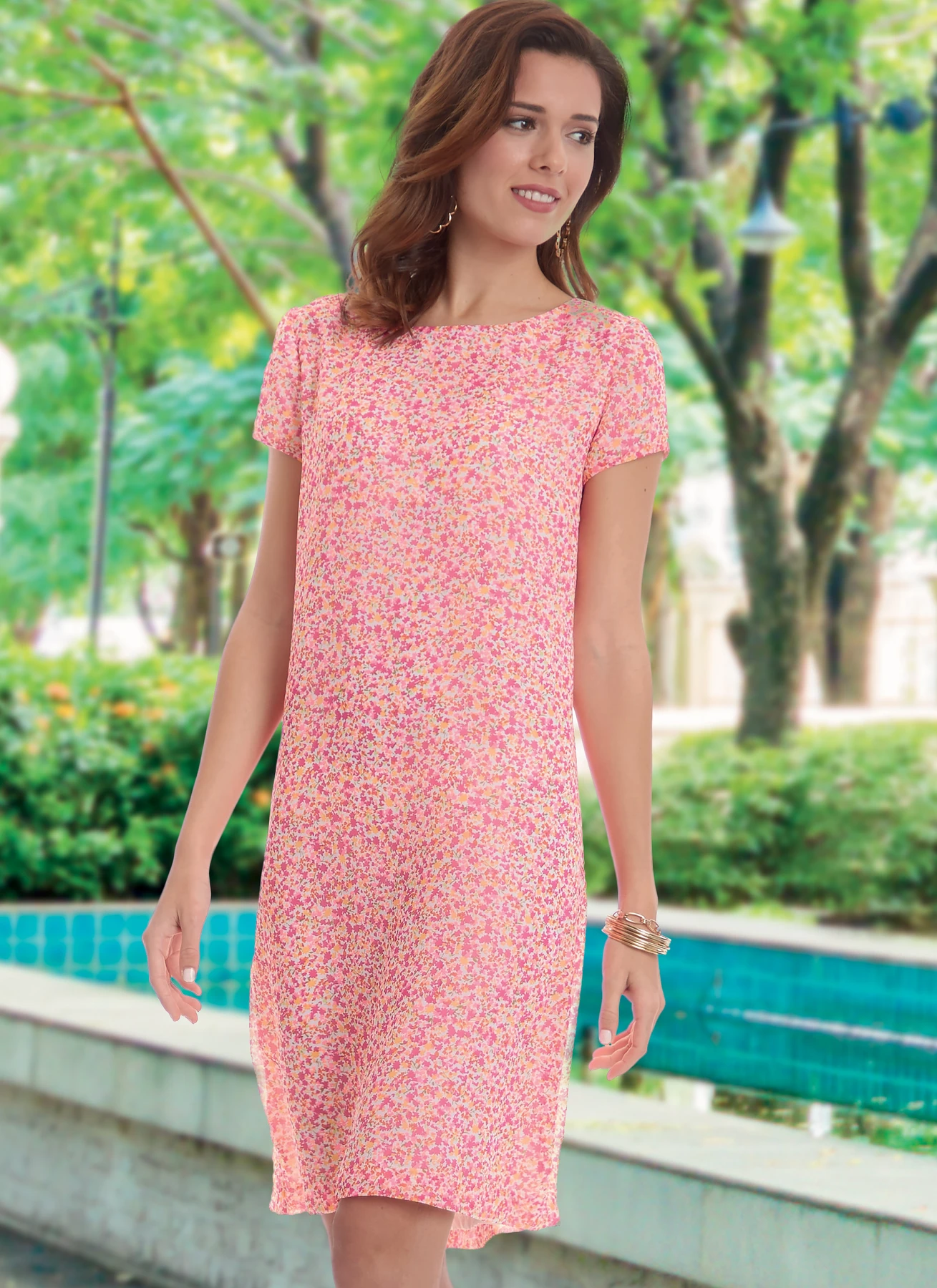 McCall's Sewing Pattern Misses' Tent Dress In 2 Lengths 2 McCall's Sewing Pattern Misses' Tent Dress In 2 Lengths