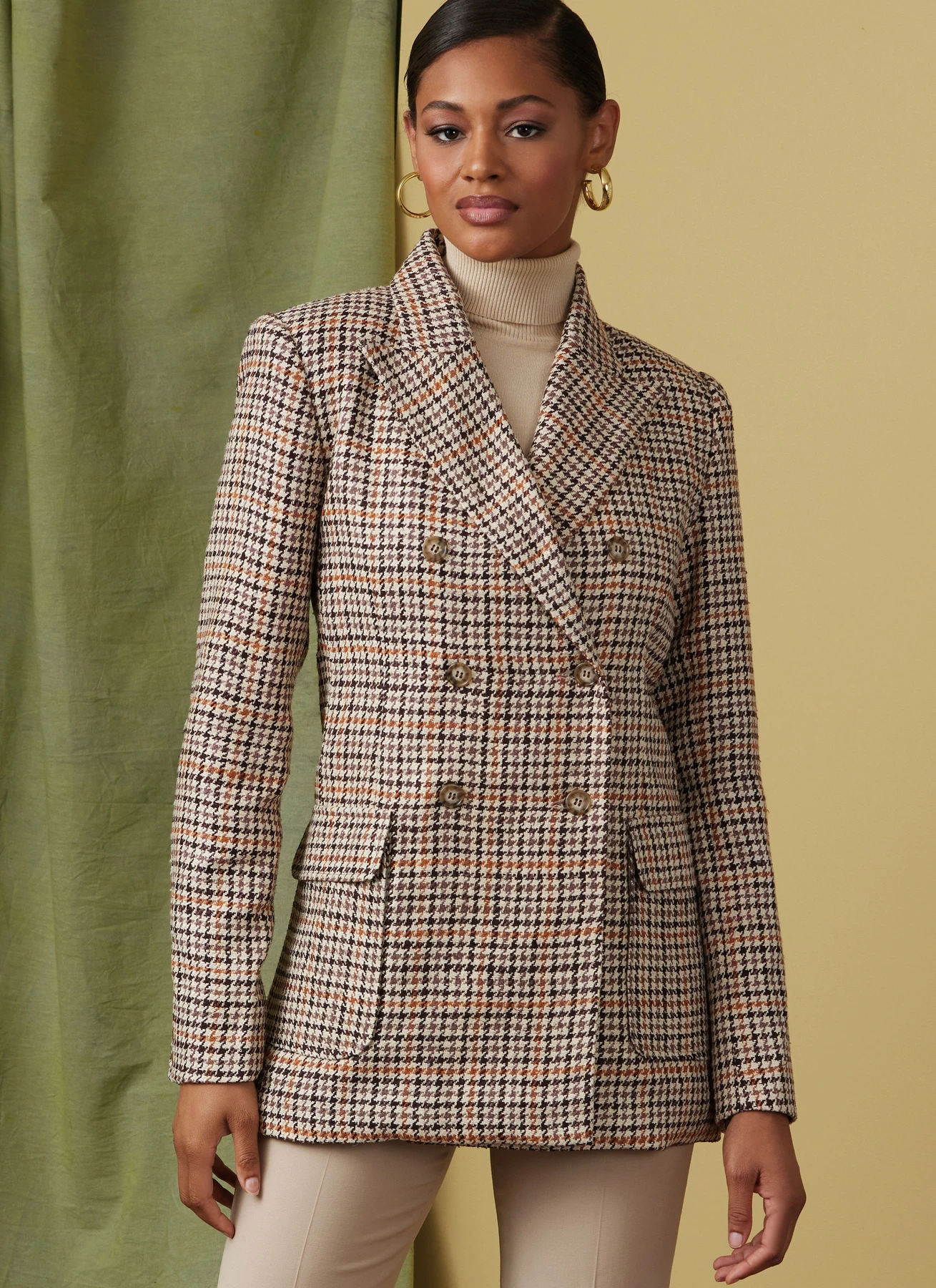 Vogue Patterns Misses' Double-Breasted Jacket 3 Vogue Patterns Misses' Double-Breasted Jacket