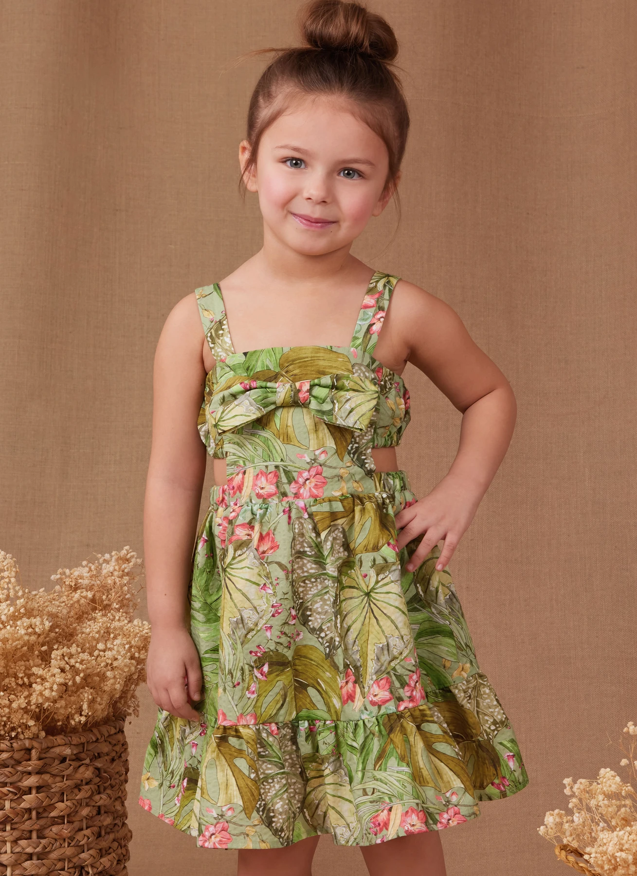 Simplicity Sewing Pattern Children's Dress, Top and Shorts 2 Simplicity Sewing Pattern Children's Dress, Top and Shorts