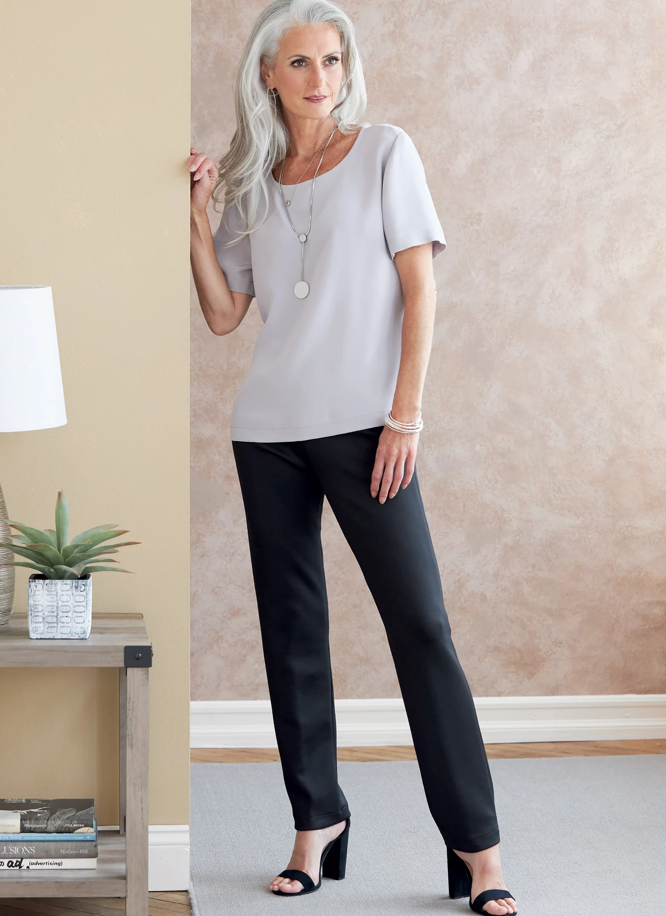 Butterick Sewing Pattern Misses' & Misses' Petite Scoop-neck Tops 7 Butterick Sewing Pattern Misses' & Misses' Petite Scoop-neck Tops