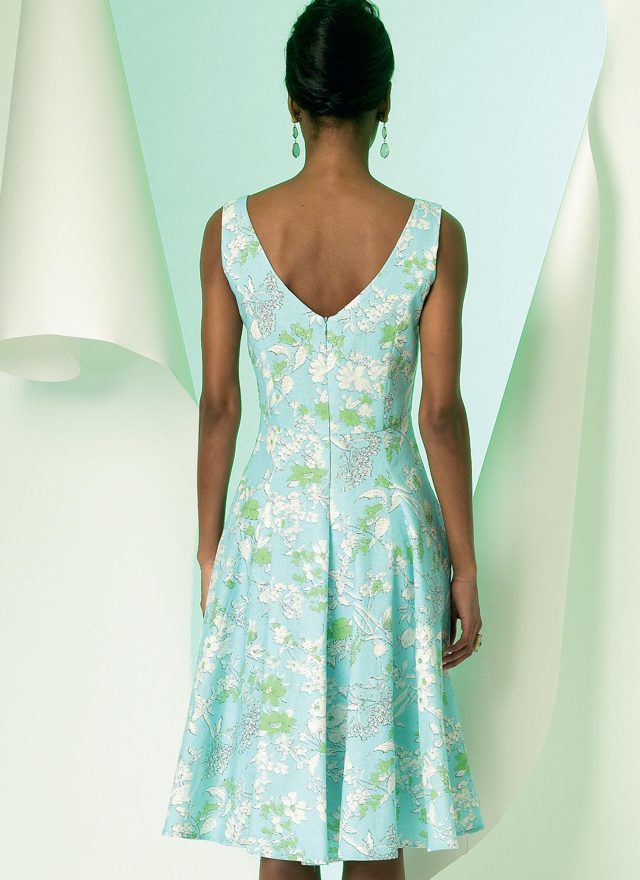 Vogue Patterns Misses' Princess Seam V-Neck Dresses 3 Vogue Patterns Misses' Princess Seam V-Neck Dresses