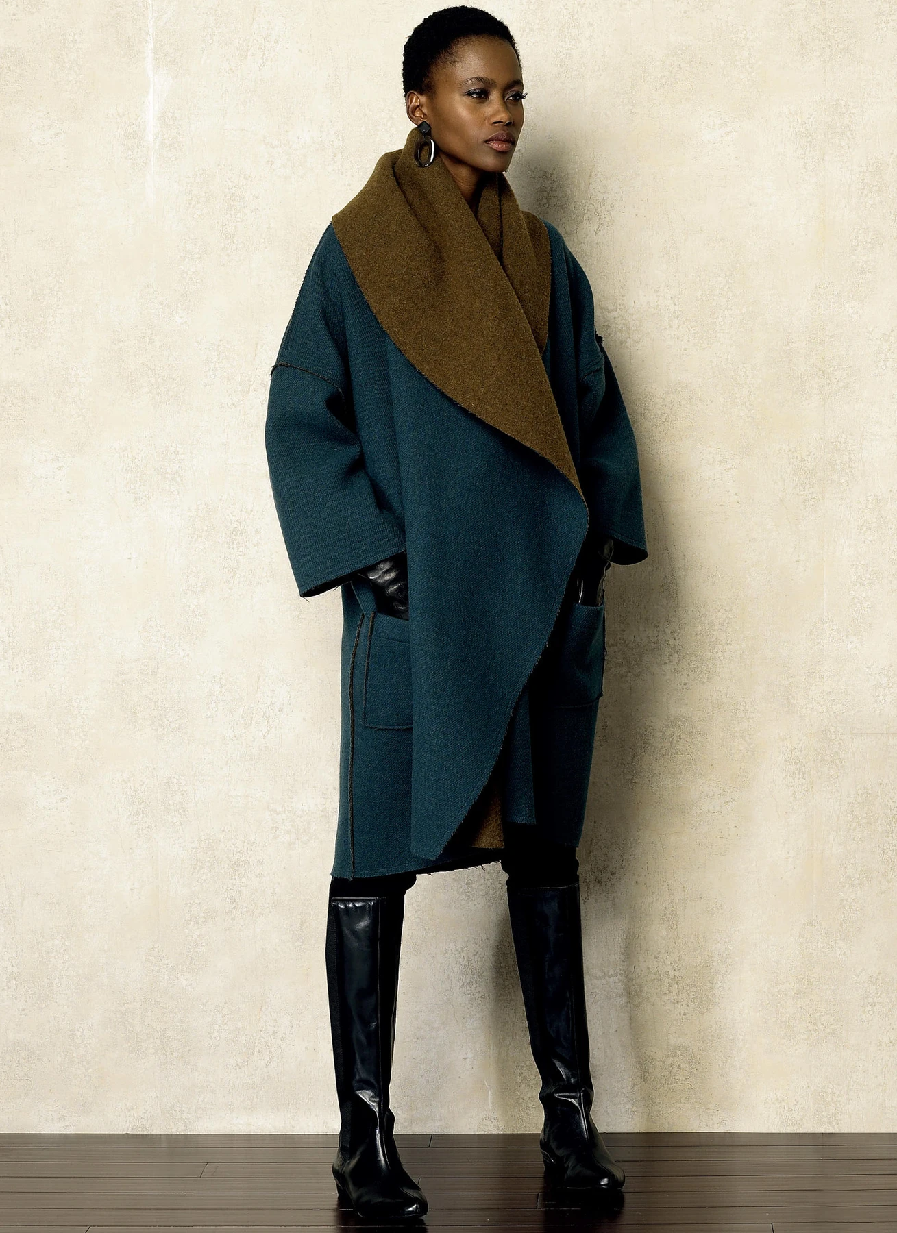 Vogue Patterns Misses' Oversized Shawl Collar Jackets 10 Vogue Patterns Misses' Oversized Shawl Collar Jackets