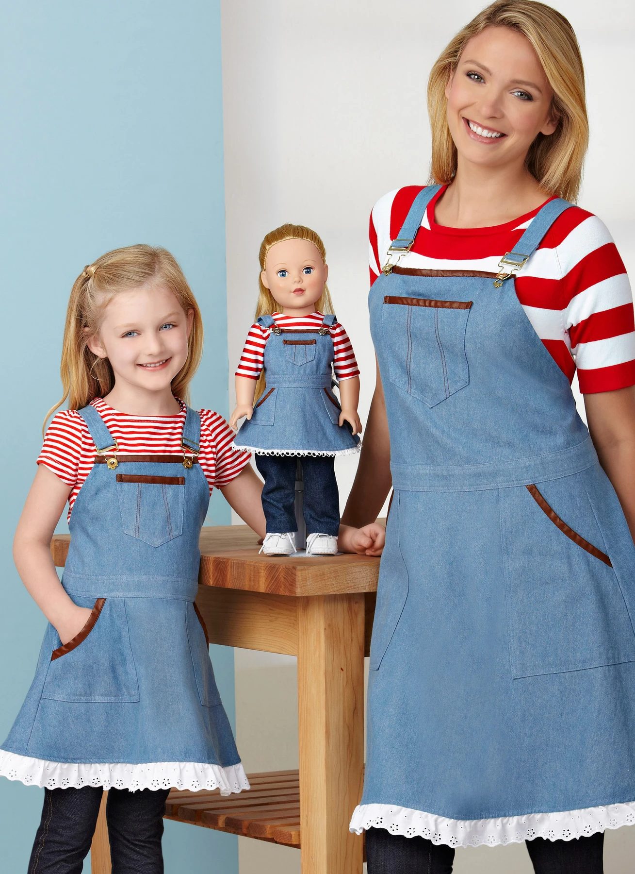 Simplicity Sewing Pattern Aprons for Misses, Children & 18" Doll 2 Simplicity Sewing Pattern Aprons for Misses, Children & 18" Doll