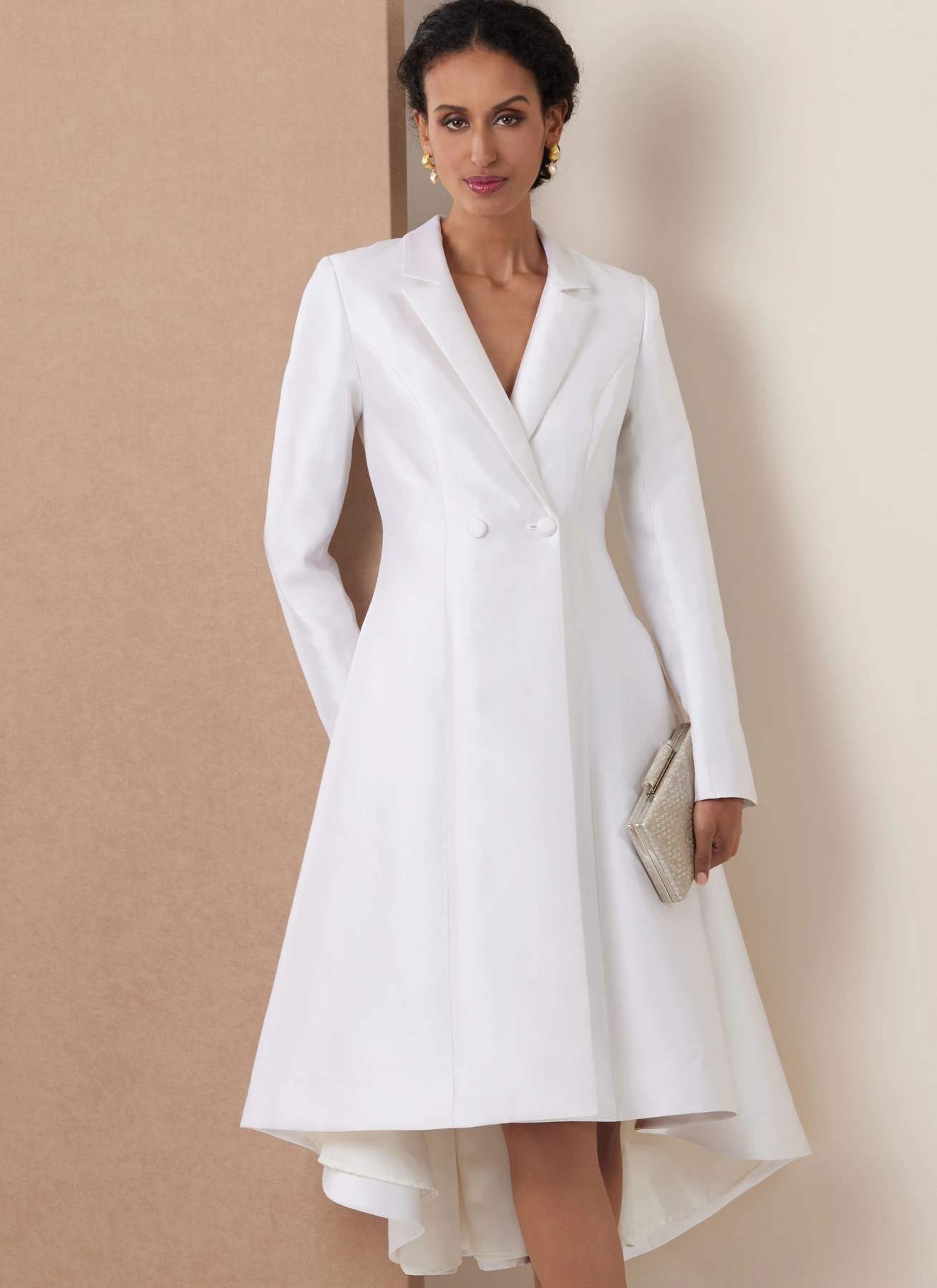 Vogue Patterns Misses' and Miss Petite Double Breasted Coat Dress 2 Vogue Patterns Misses' and Miss Petite Double Breasted Coat Dress