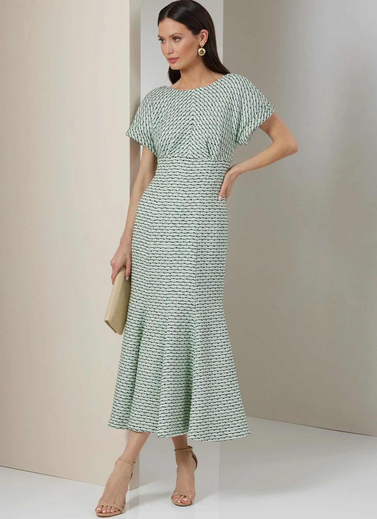 Vogue Patterns Misses' Dress in Two Lengths 2 Vogue Patterns Misses' Dress in Two Lengths