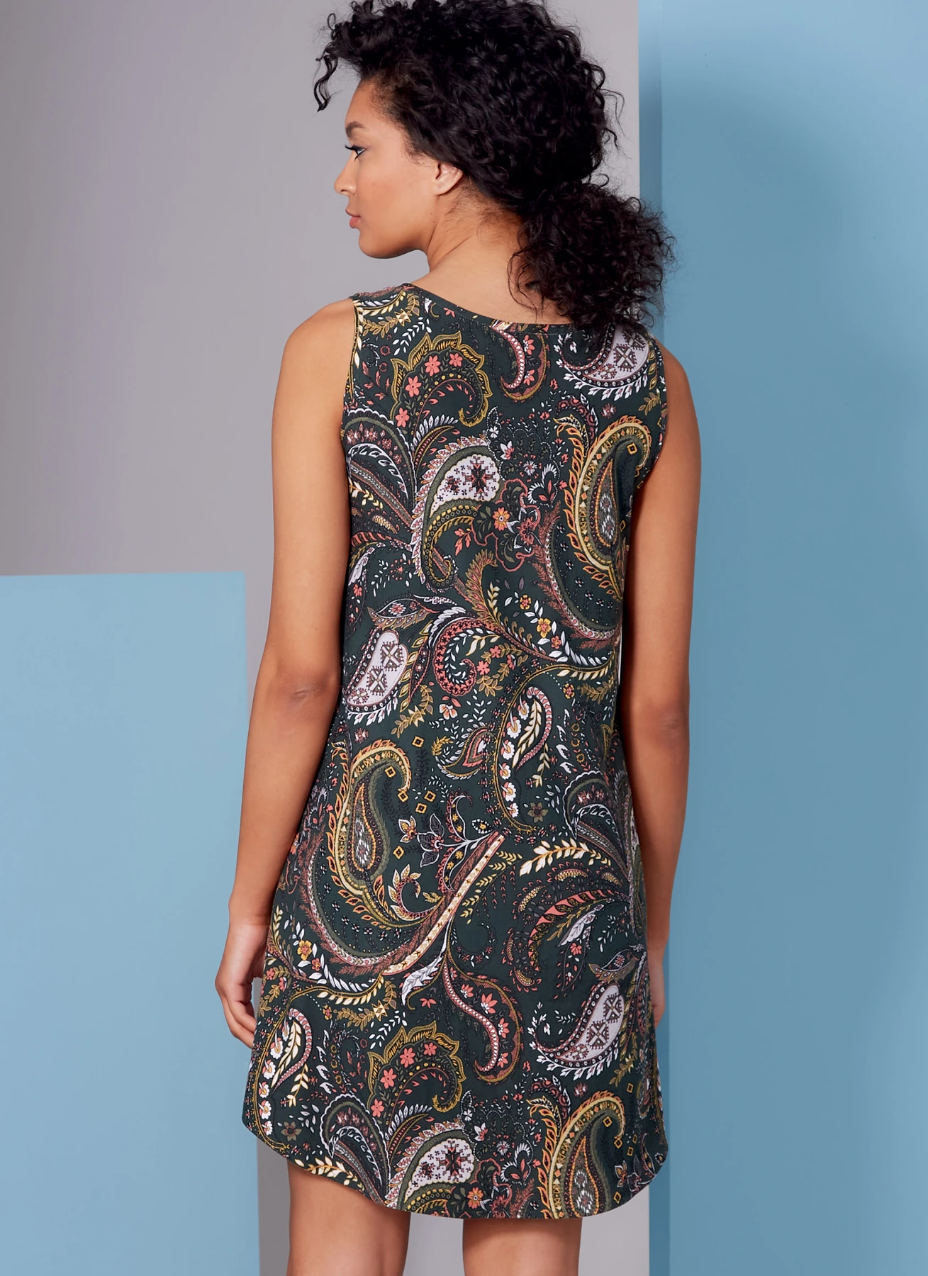 Vogue Patterns Misses' and Misses' Petite Wrap Robe, Belt, Top, Dress and Pants 9 Vogue Patterns Misses' and Misses' Petite Wrap Robe, Belt, Top, Dress and Pants