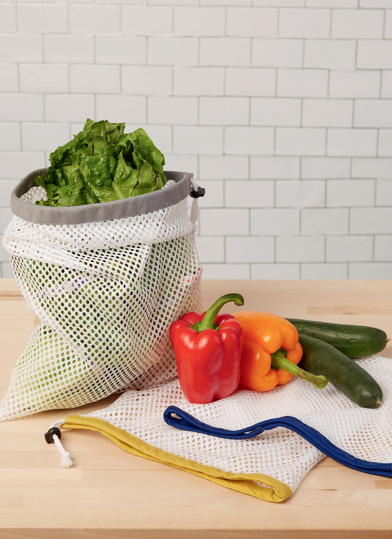 McCall's Sewing Pattern Fruit and Vegetable Bags, Mop Pad, Coffee Filters, Bin and Bag 4 McCall's Sewing Pattern Fruit and Vegetable Bags, Mop Pad, Coffee Filters, Bin and Bag