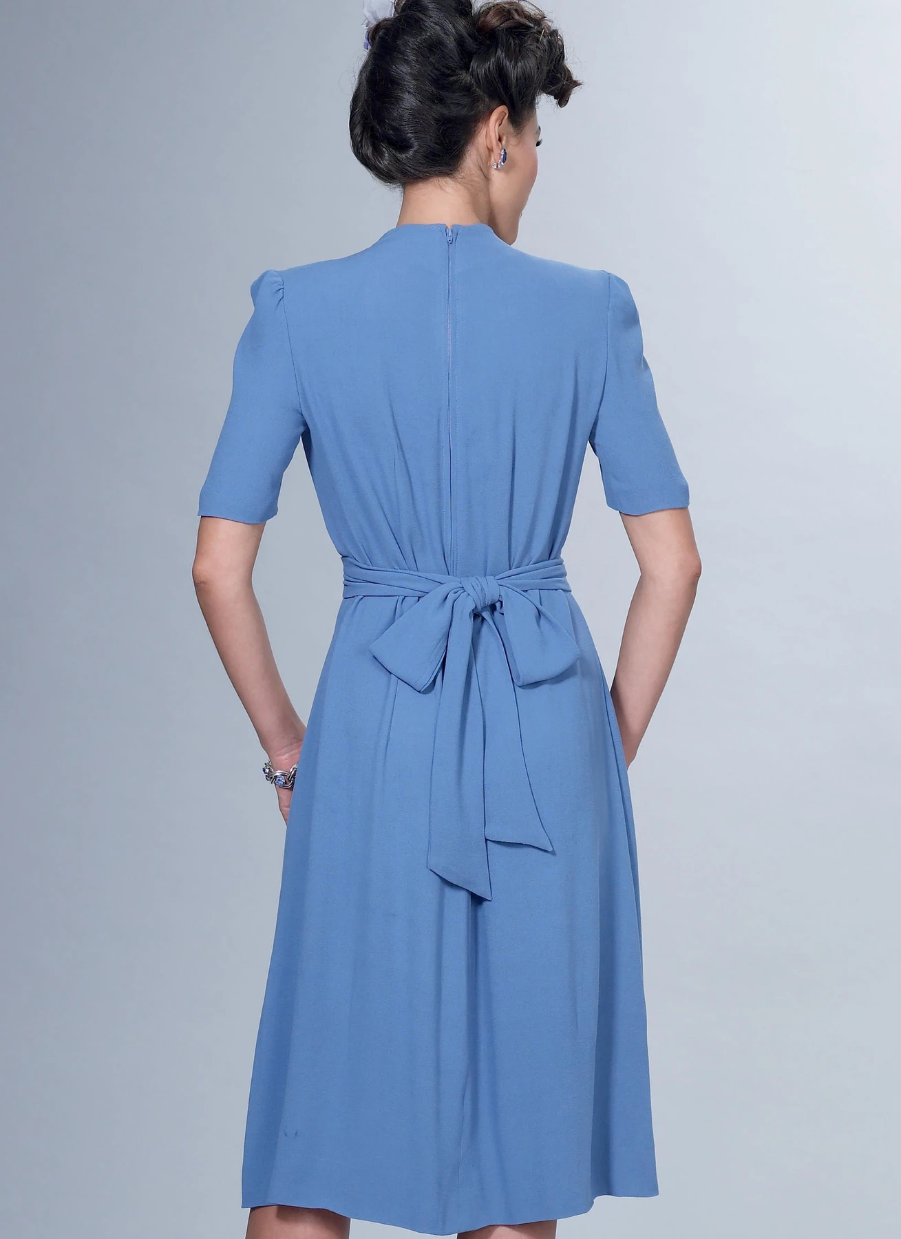 Butterick Sewing Pattern 1940s Misses' Dresses with Shoulder and Bust Detail, Waist Tie, and Sleeve Variations 7 Butterick Sewing Pattern 1940s Misses' Dresses with Shoulder and Bust Detail, Waist Tie, and Sleeve Variations