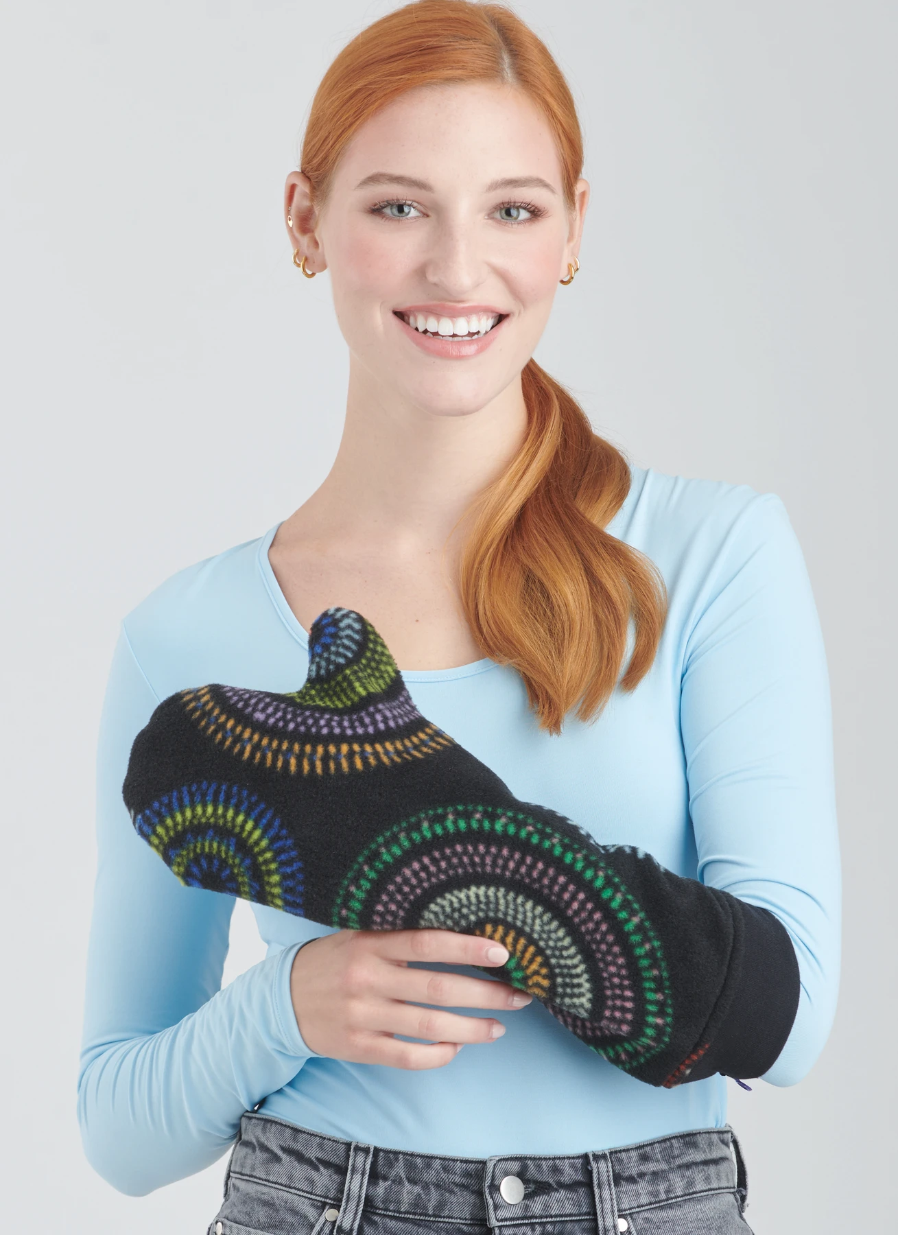 Simplicity Sewing Pattern Wrap, Sleeves and Mitt in Two Sizes and Sling By Carla Reiss Design 4 Simplicity Sewing Pattern Wrap, Sleeves and Mitt in Two Sizes and Sling By Carla Reiss Design
